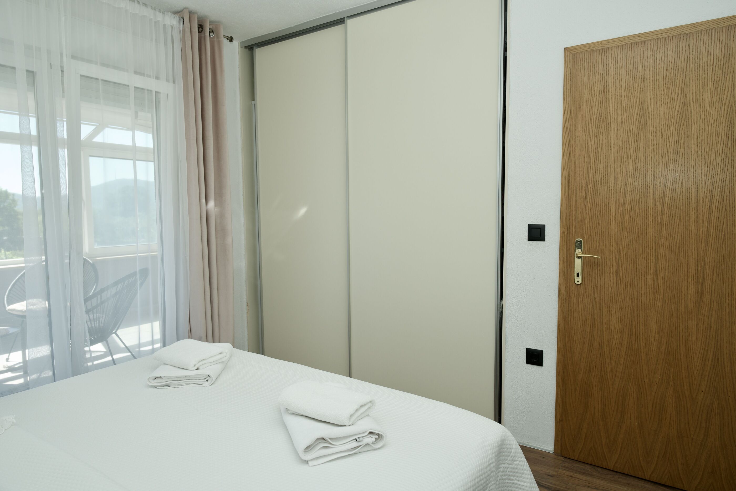 Apartment Mario - with pool 115571-A1