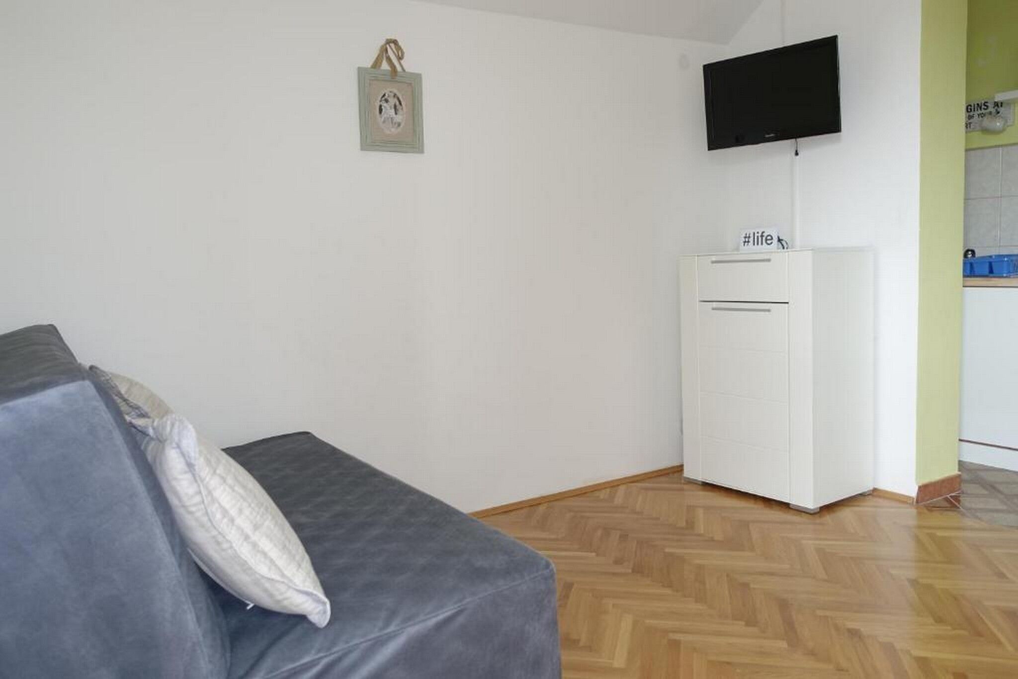 Apartments L.P.M 115551-A1