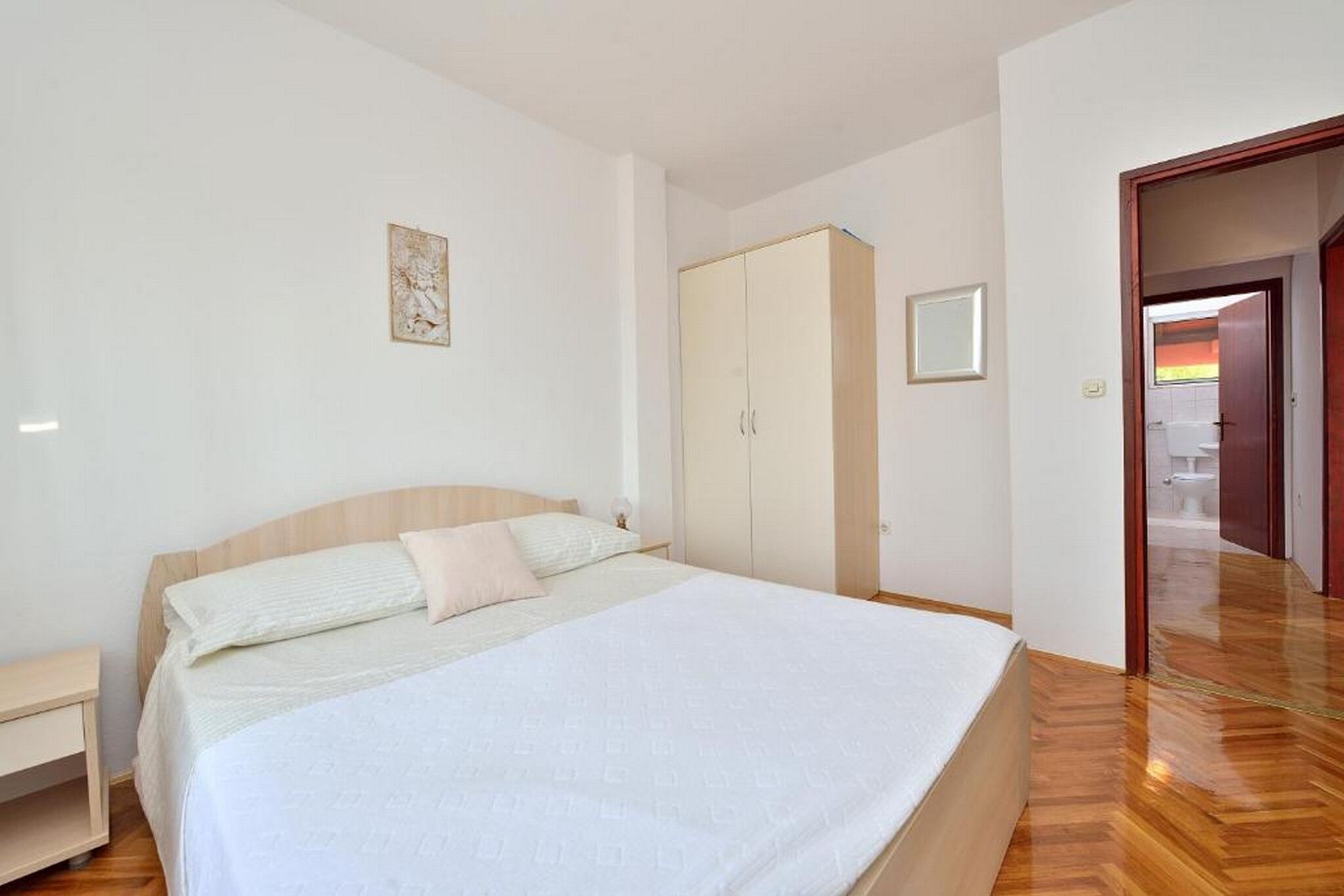 Apartments L.P.M 115551-A2