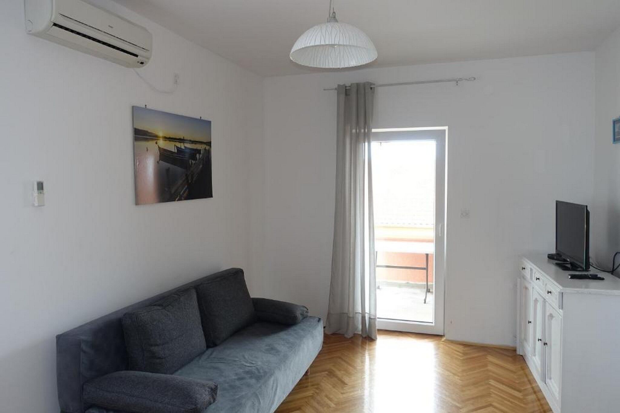 Apartments L.P.M 115551-A2