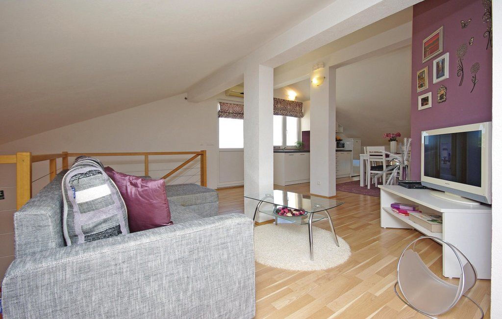 Apartments Pavlinović 66501-A1