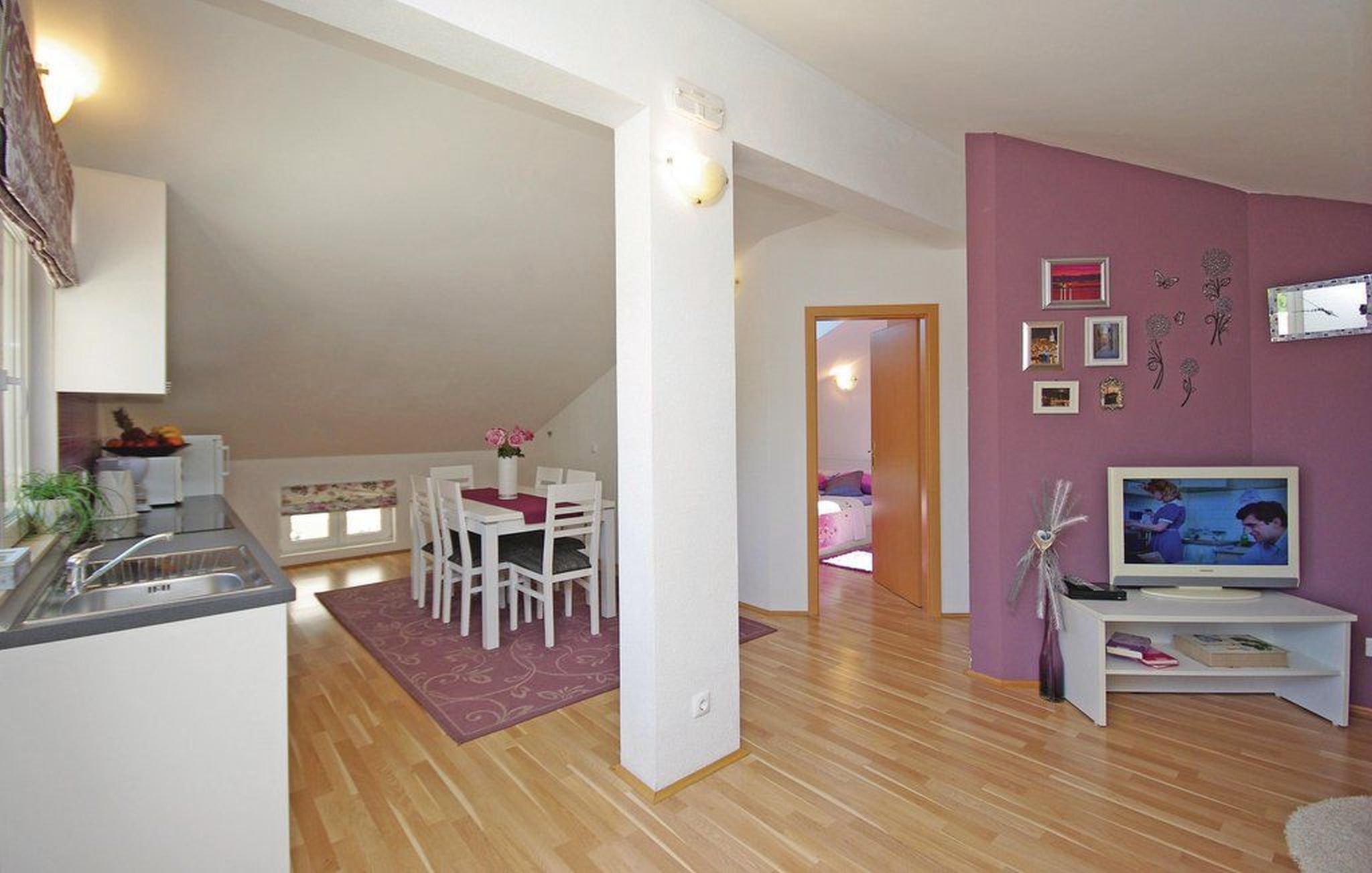 Apartments Pavlinović 66501-A1