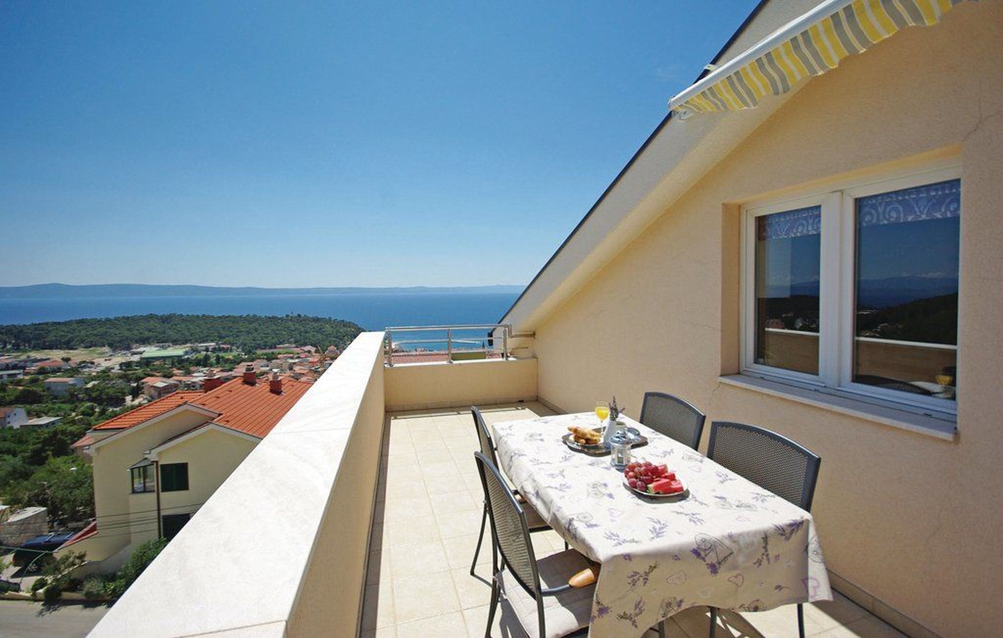 Apartments Pavlinović 66501-A1