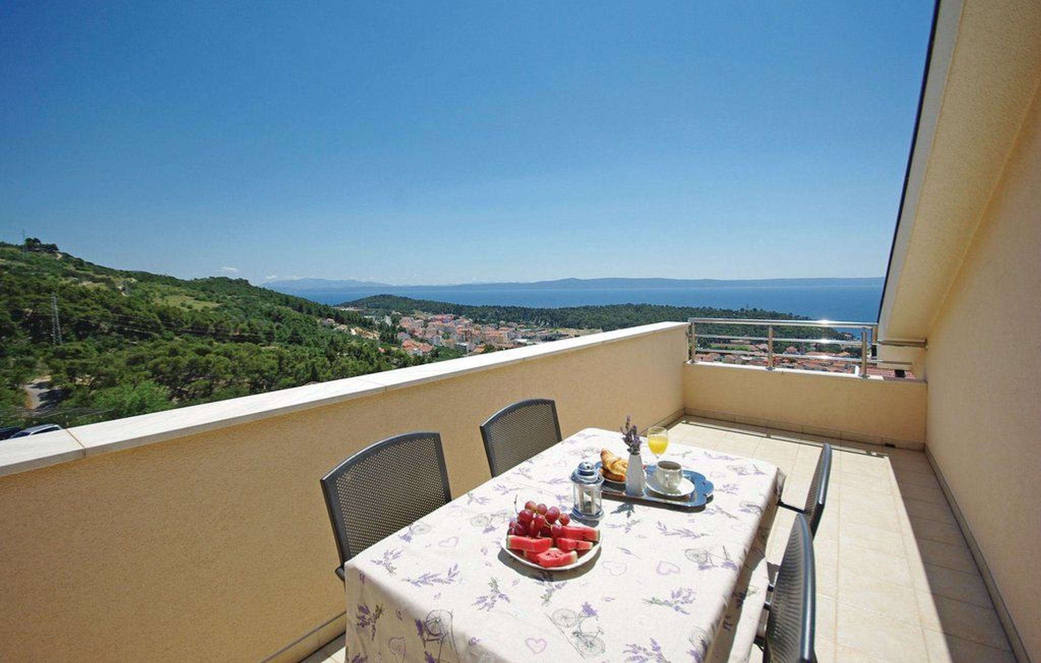 Apartments Pavlinović 66501-A1
