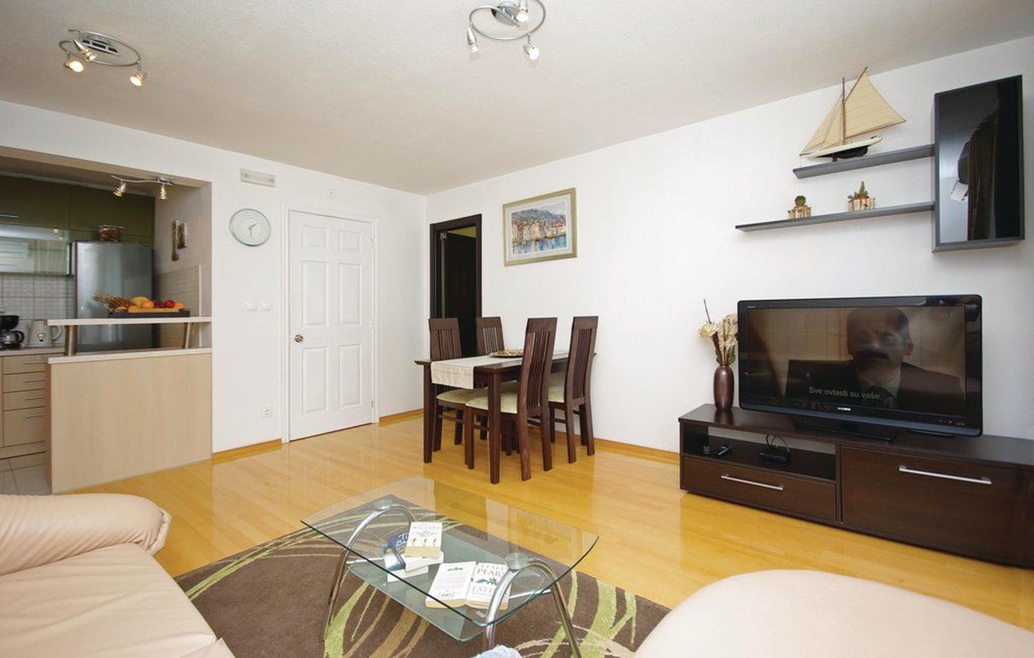 Apartments Pavlinović 66501-A2