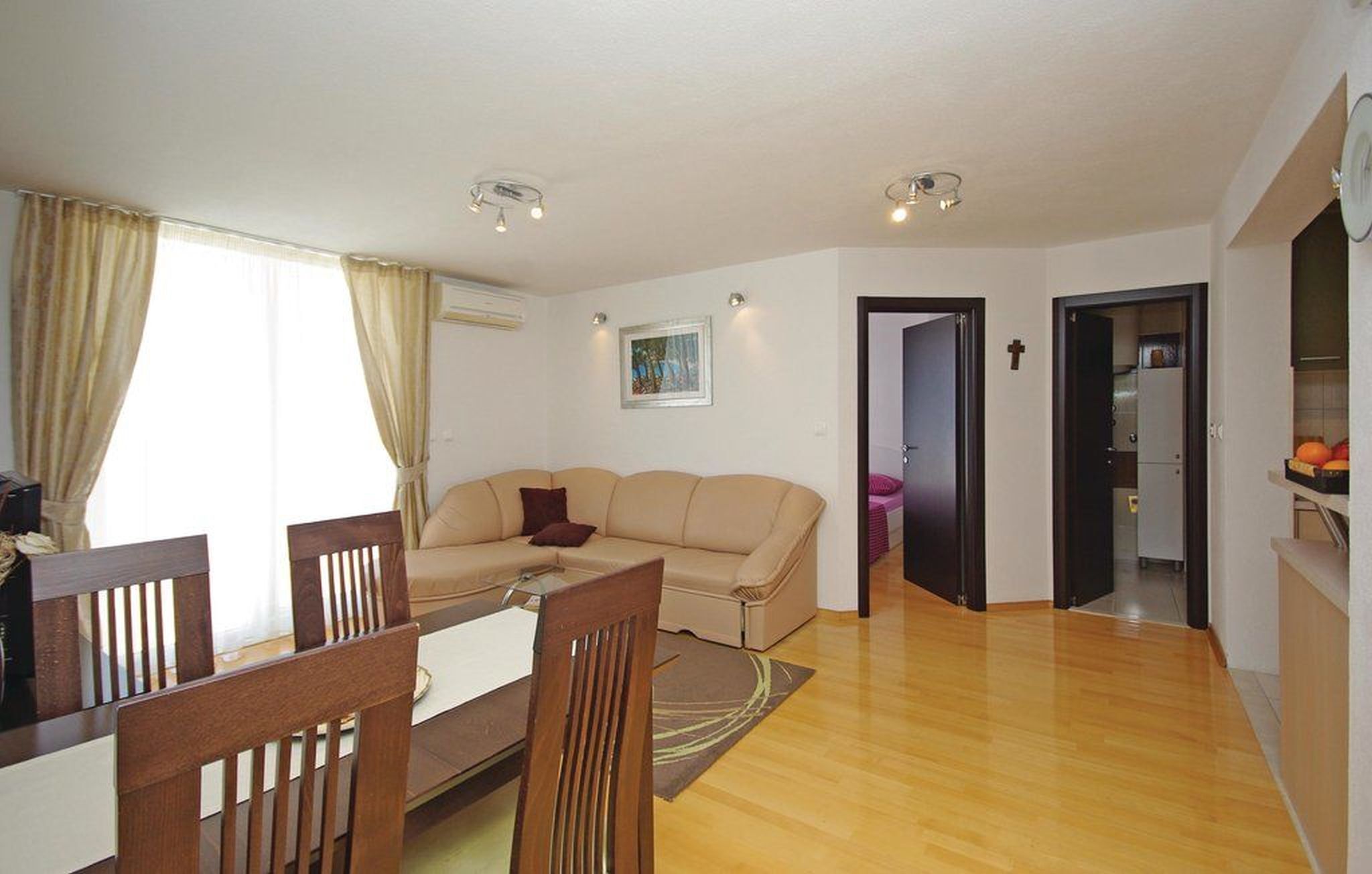 Apartments Pavlinović 66501-A2
