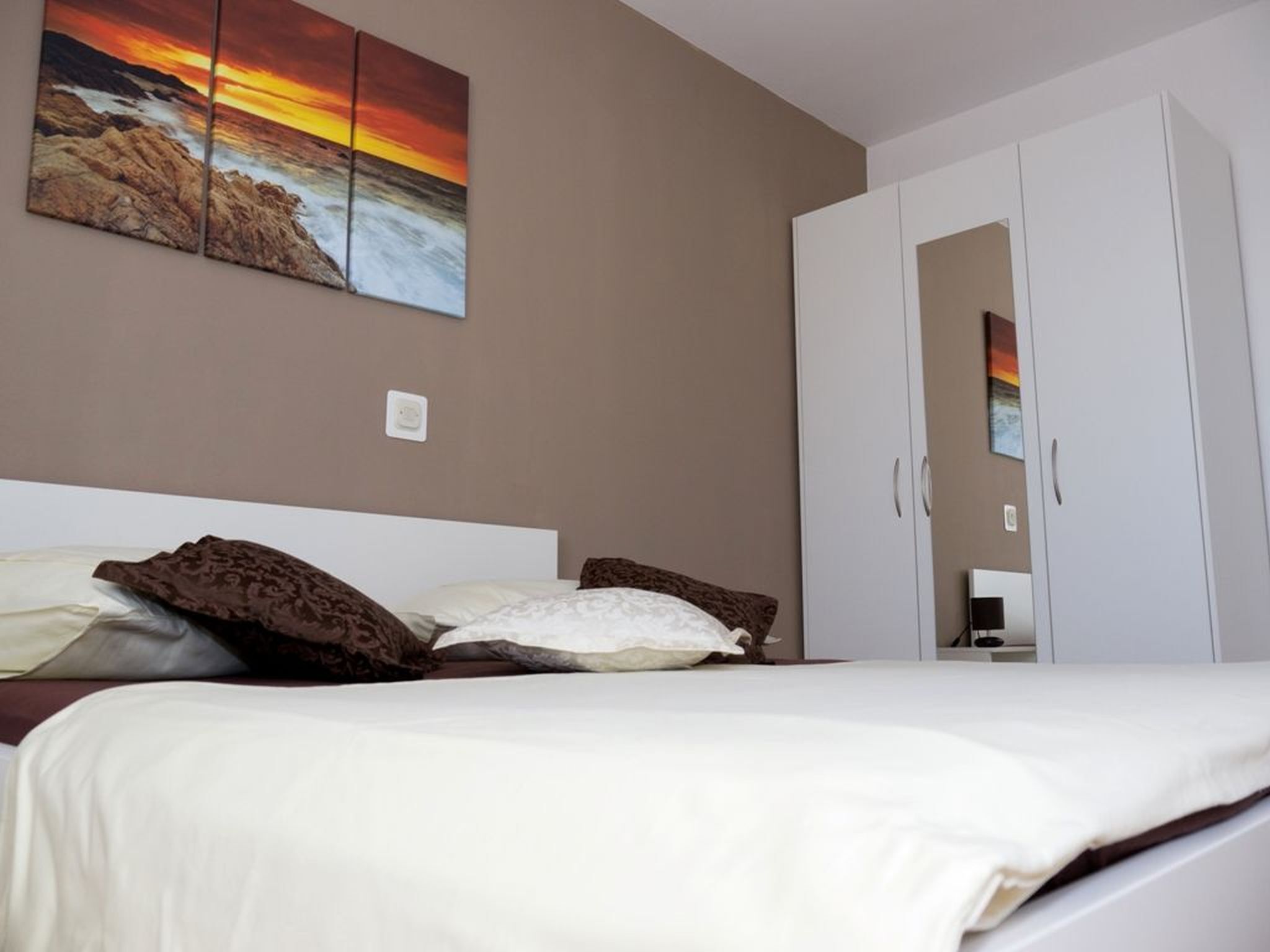 Apartments Pavlinović 66501-A3