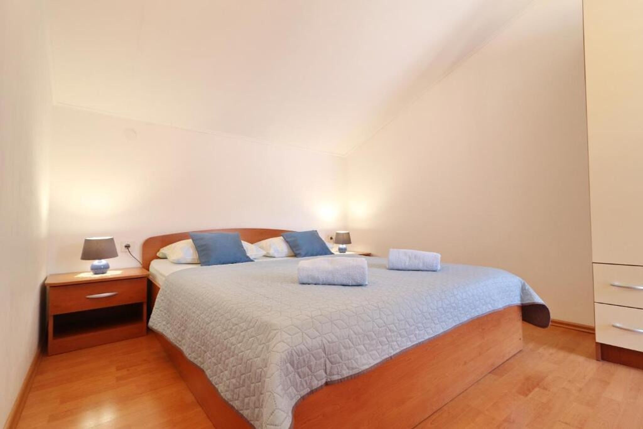 Apartment Niks 10943-A2