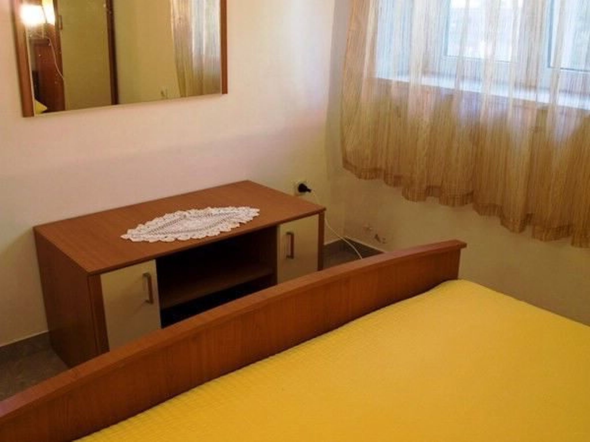 Apartments and Rooms Florijan 52371-A1
