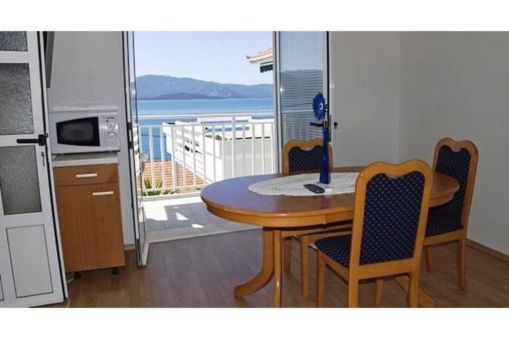 Apartments and Rooms Florijan 52371-A2
