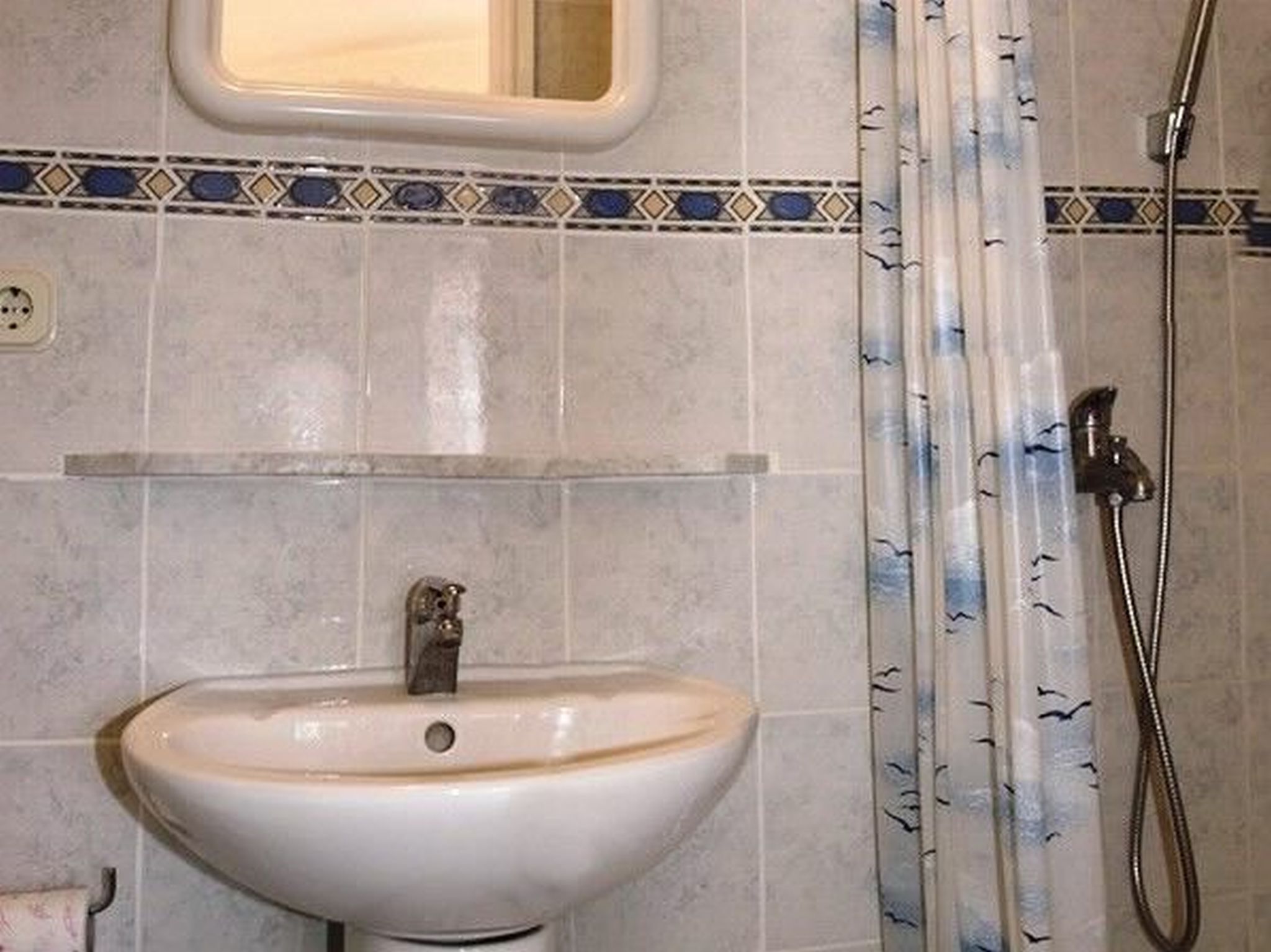 Apartments and Rooms Florijan 52371-A2