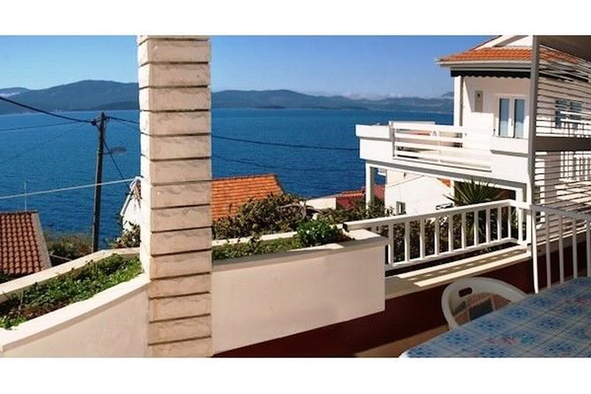 Apartments and Rooms Florijan 52371-S1