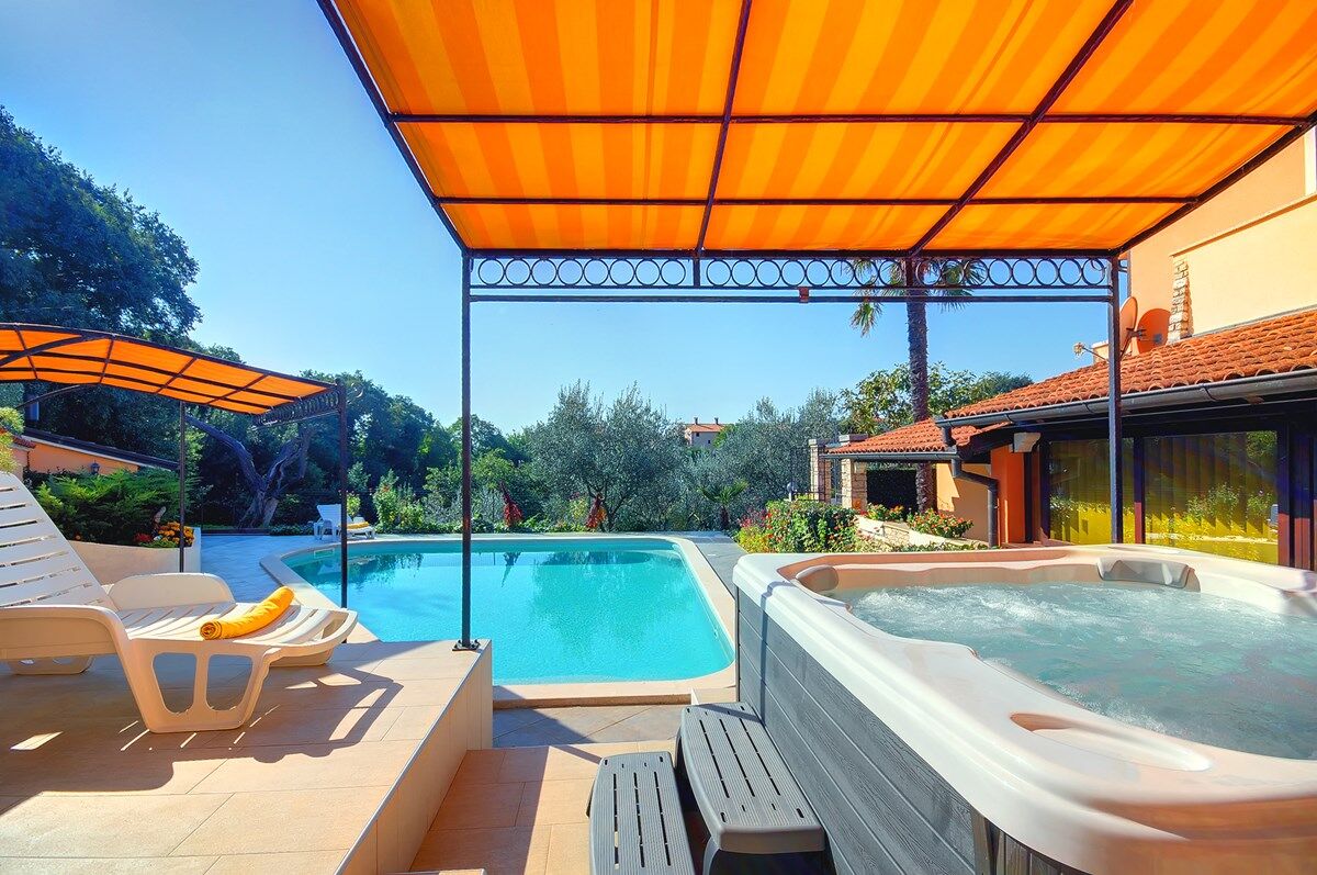 Casa Nicole 74334-A1