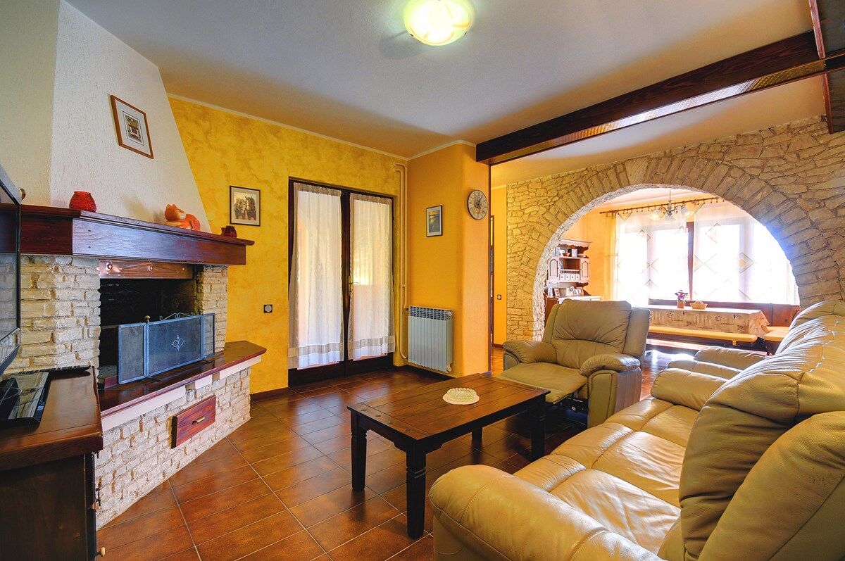 Casa Nicole 74334-A1
