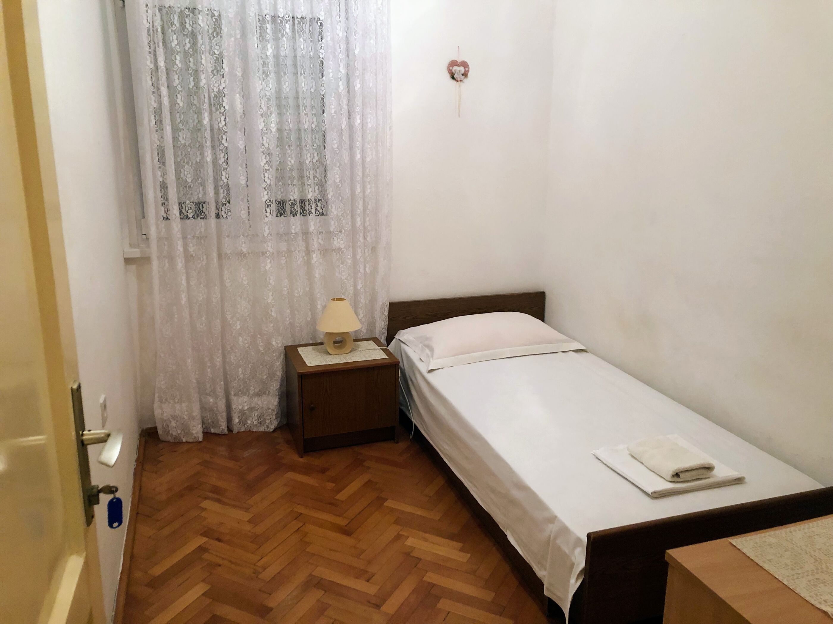 Apartments Soline 34204-A1