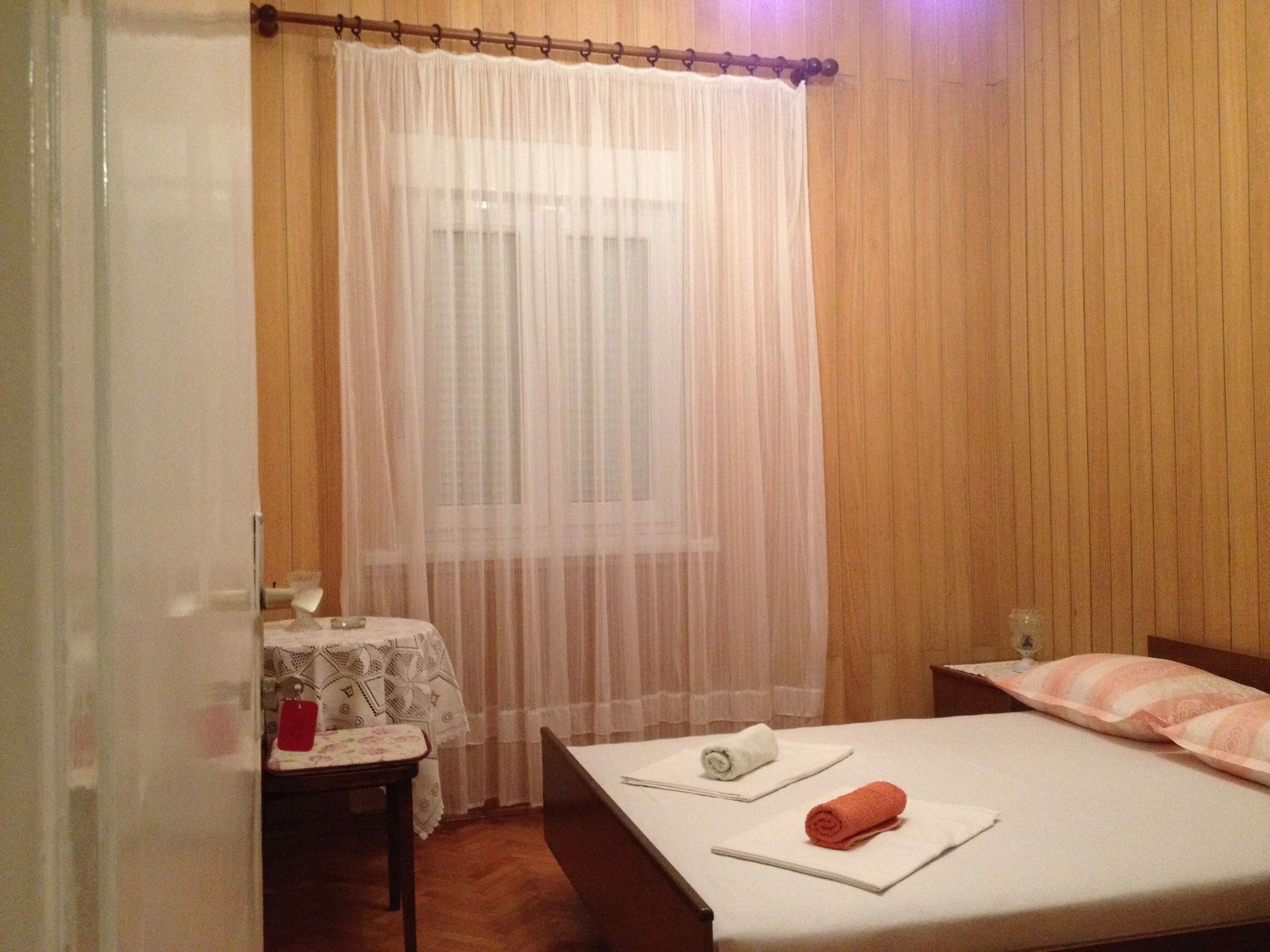 Apartments Soline 34204-A2