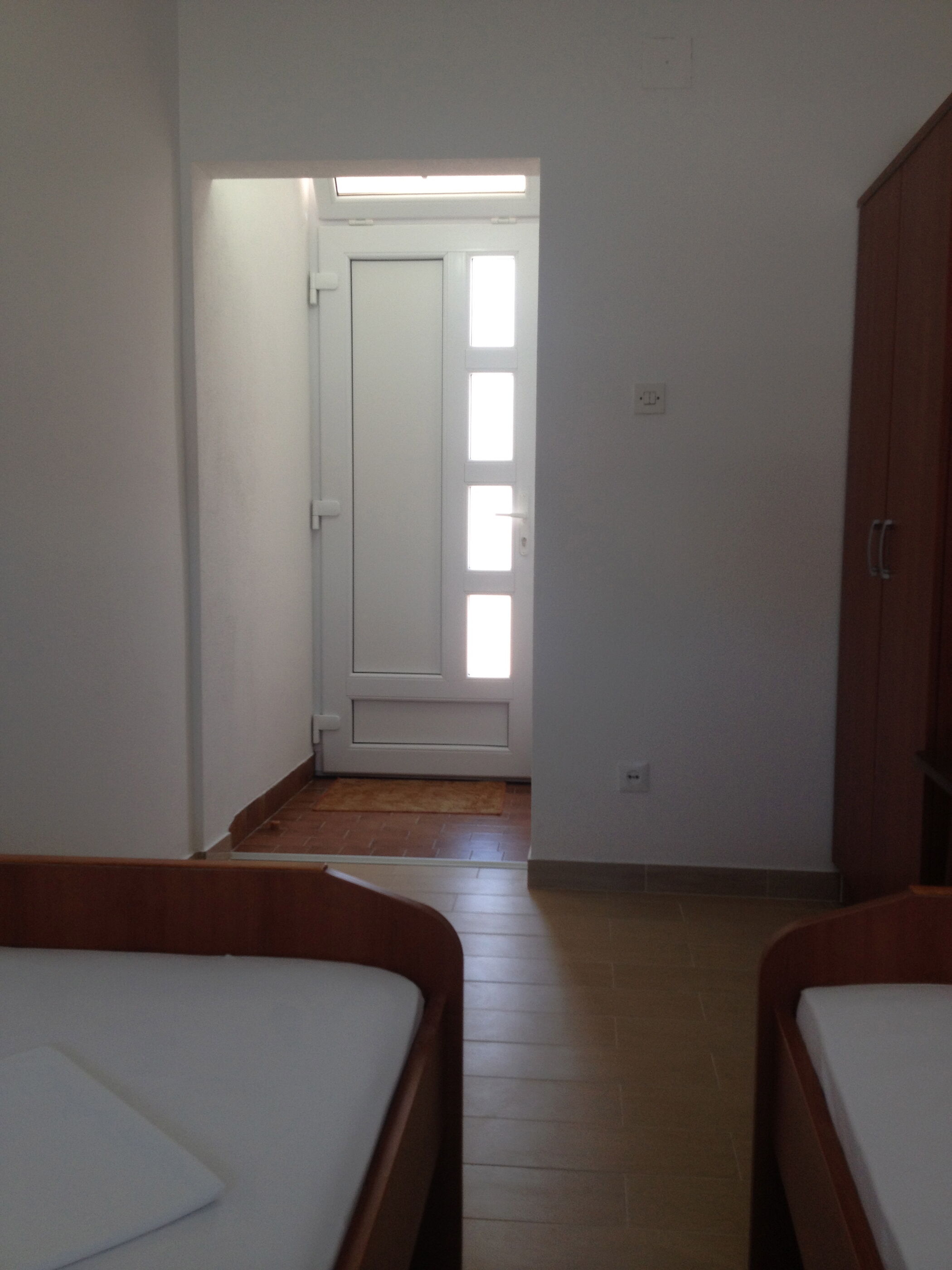 Apartments Soline 34204-A2