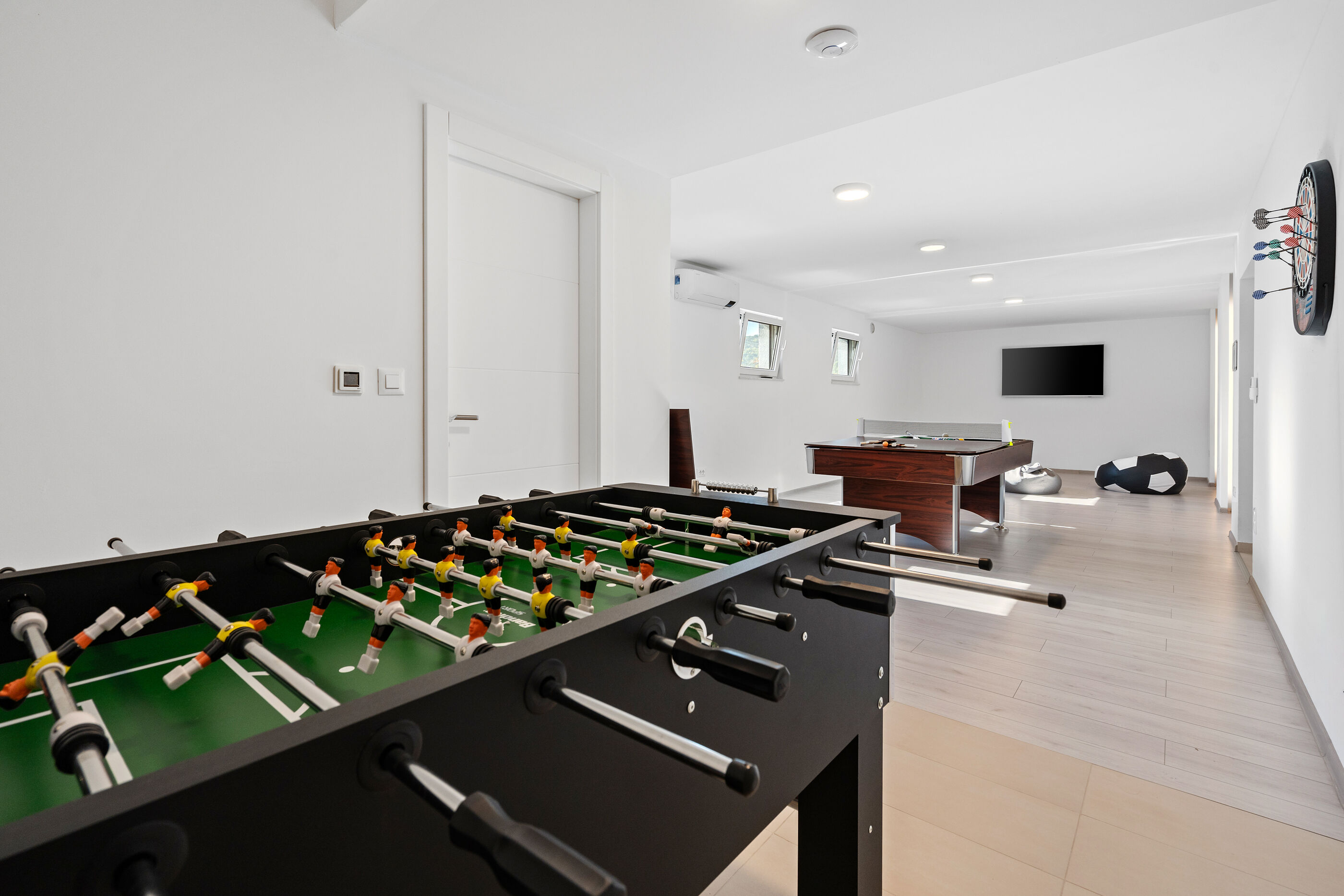 Photo of Villa Summer side