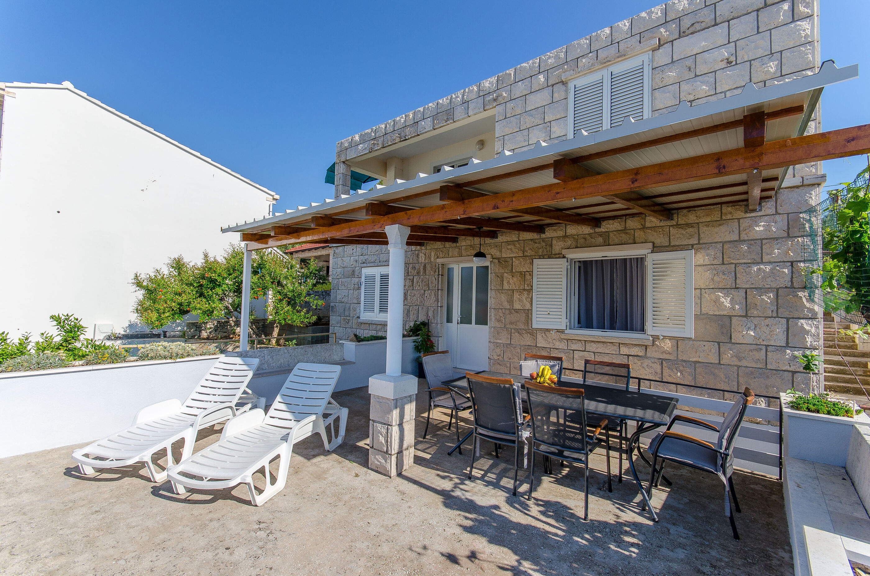 Apartment Sunny 10715-A1