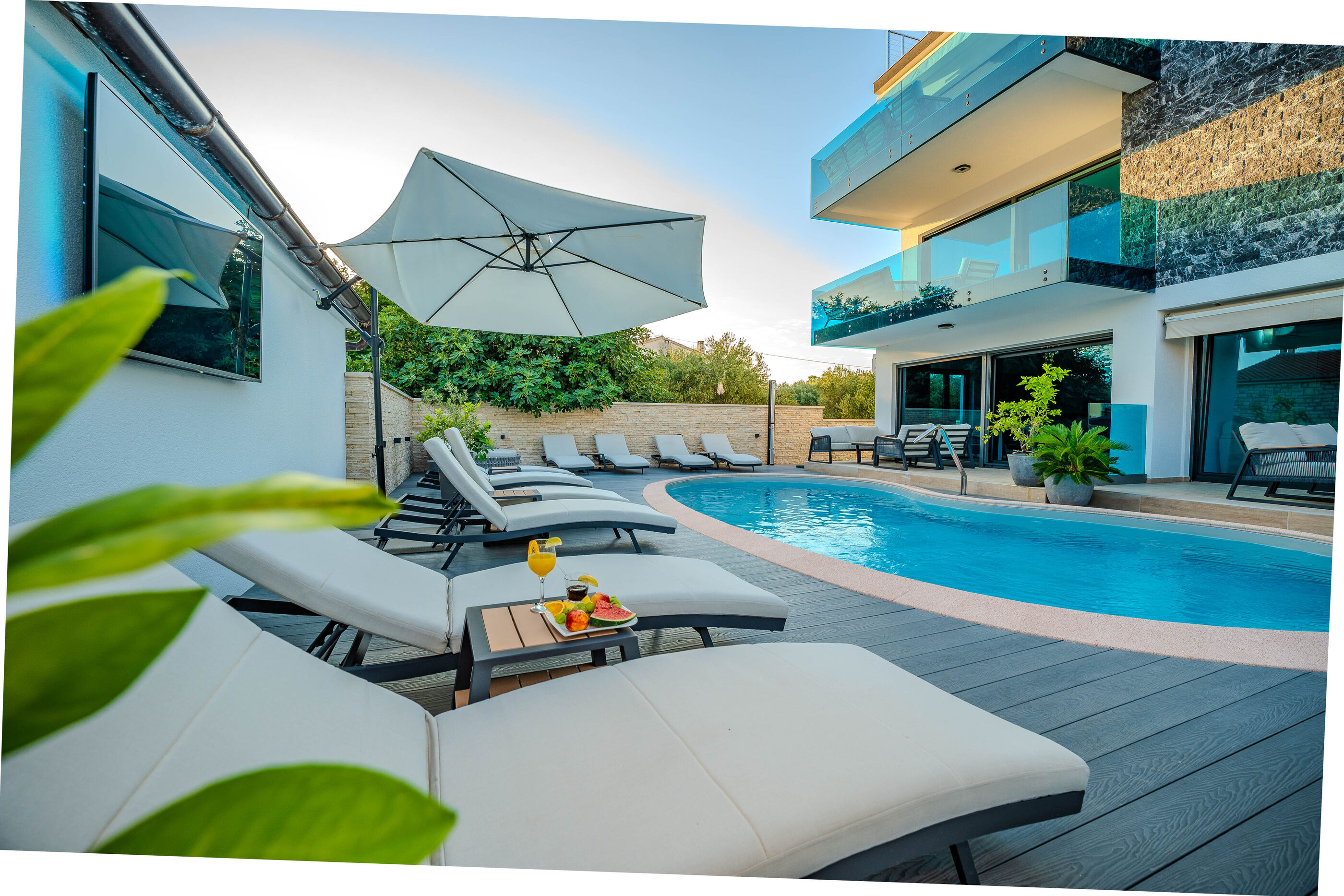 Apartments Luxury Villa Maloca 46111-A1