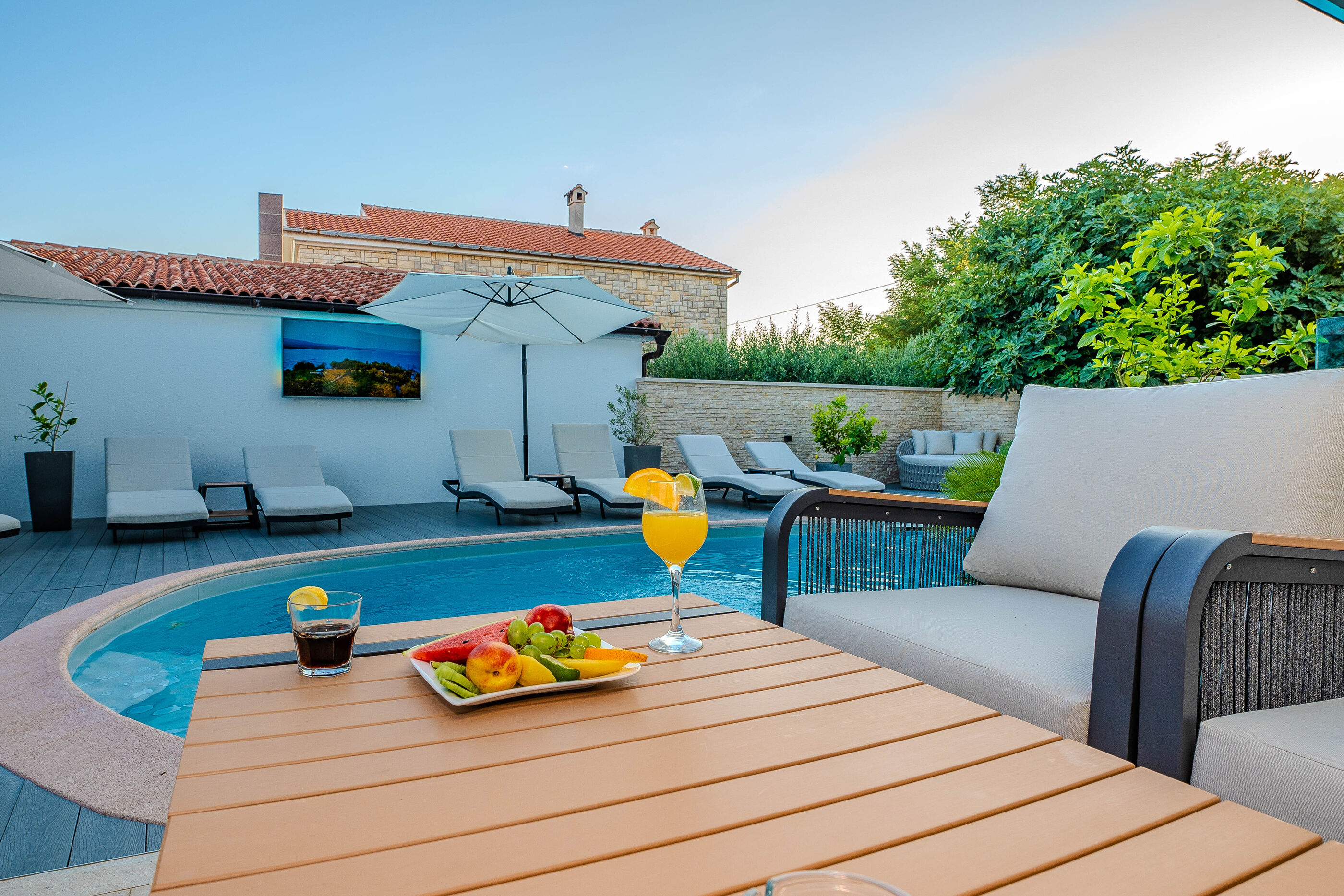 Apartments Luxury Villa Maloca 46111-A1