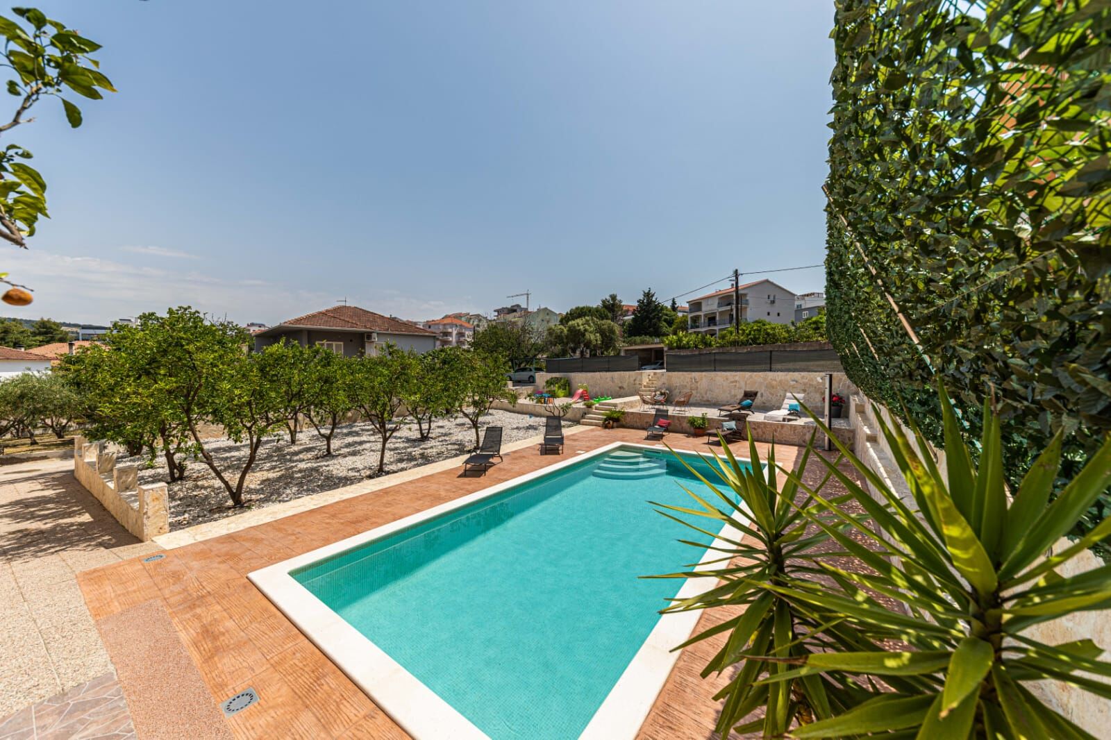 Apartments Piveta 115621-A1