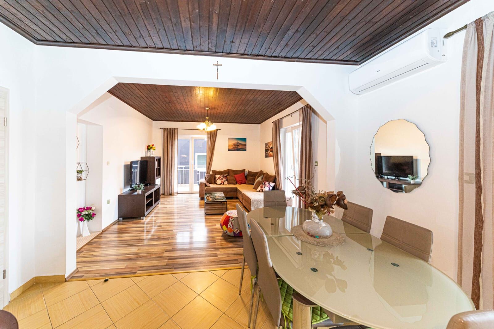 Apartments Piveta 115621-A1