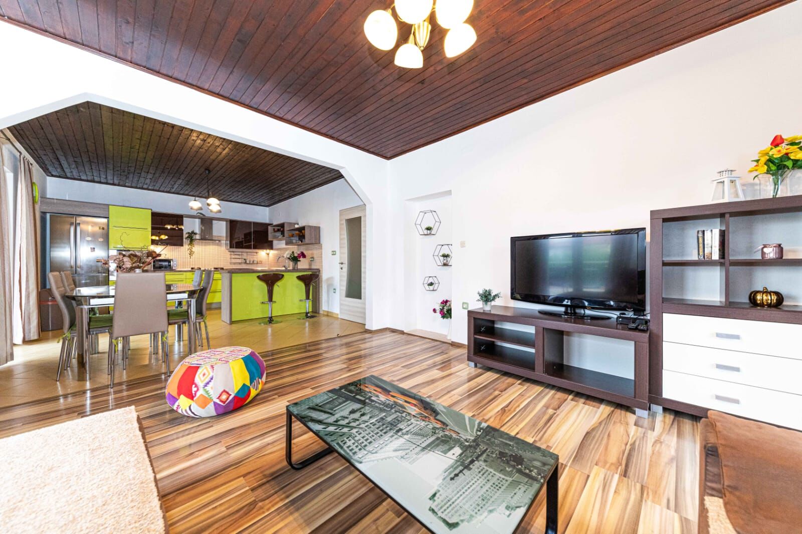 Apartments Piveta 115621-A1