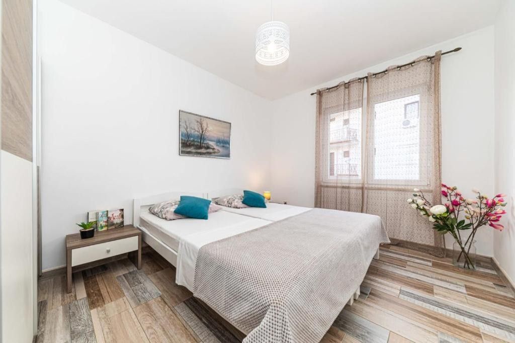 Apartments Piveta 115621-A2