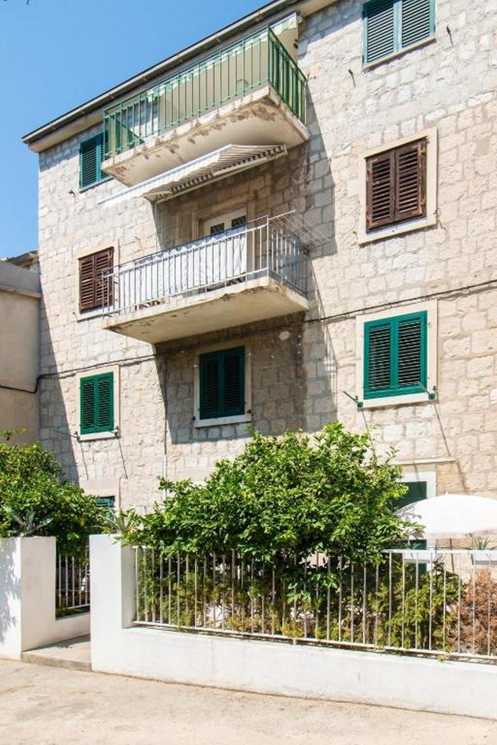 Photo of Apartments Centre In Stone House