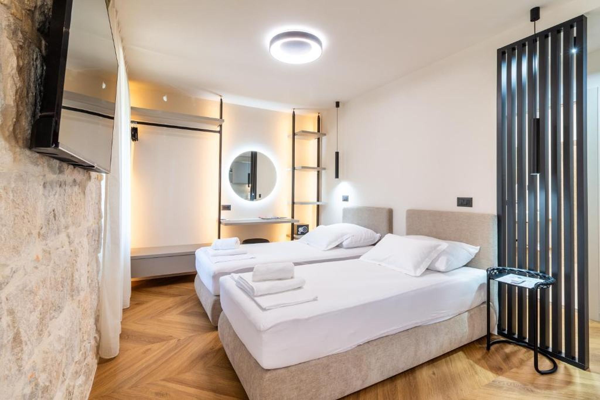 Apartments Centre In Stone House 115631-A1