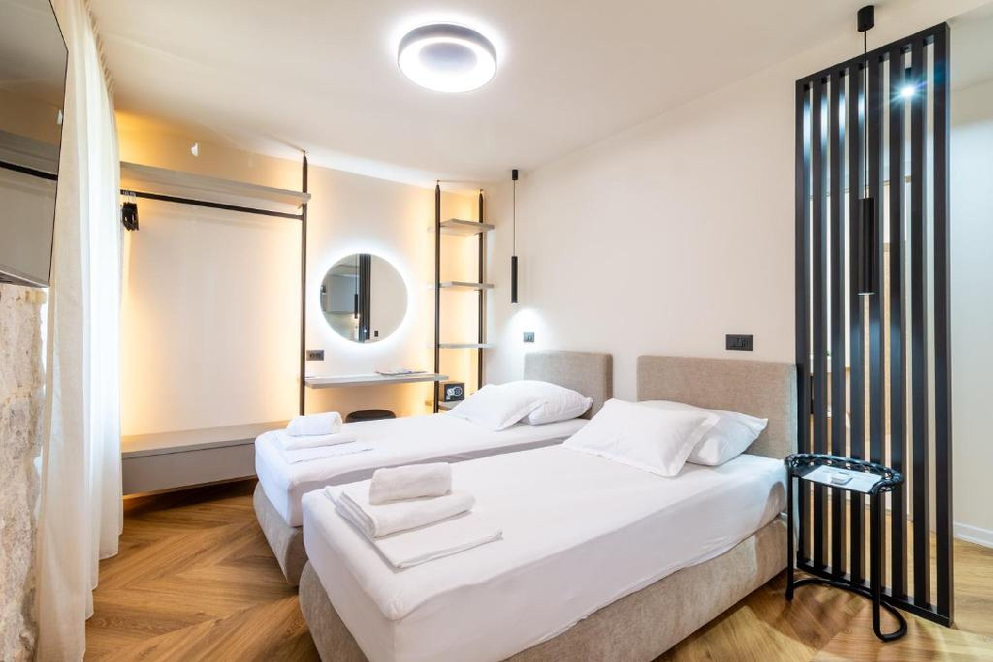 Apartments Centre In Stone House 115631-A1