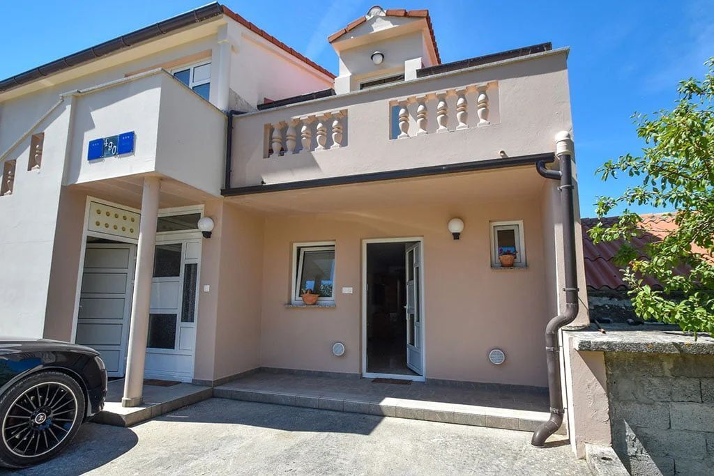 Apartmaji JAKLIN A1