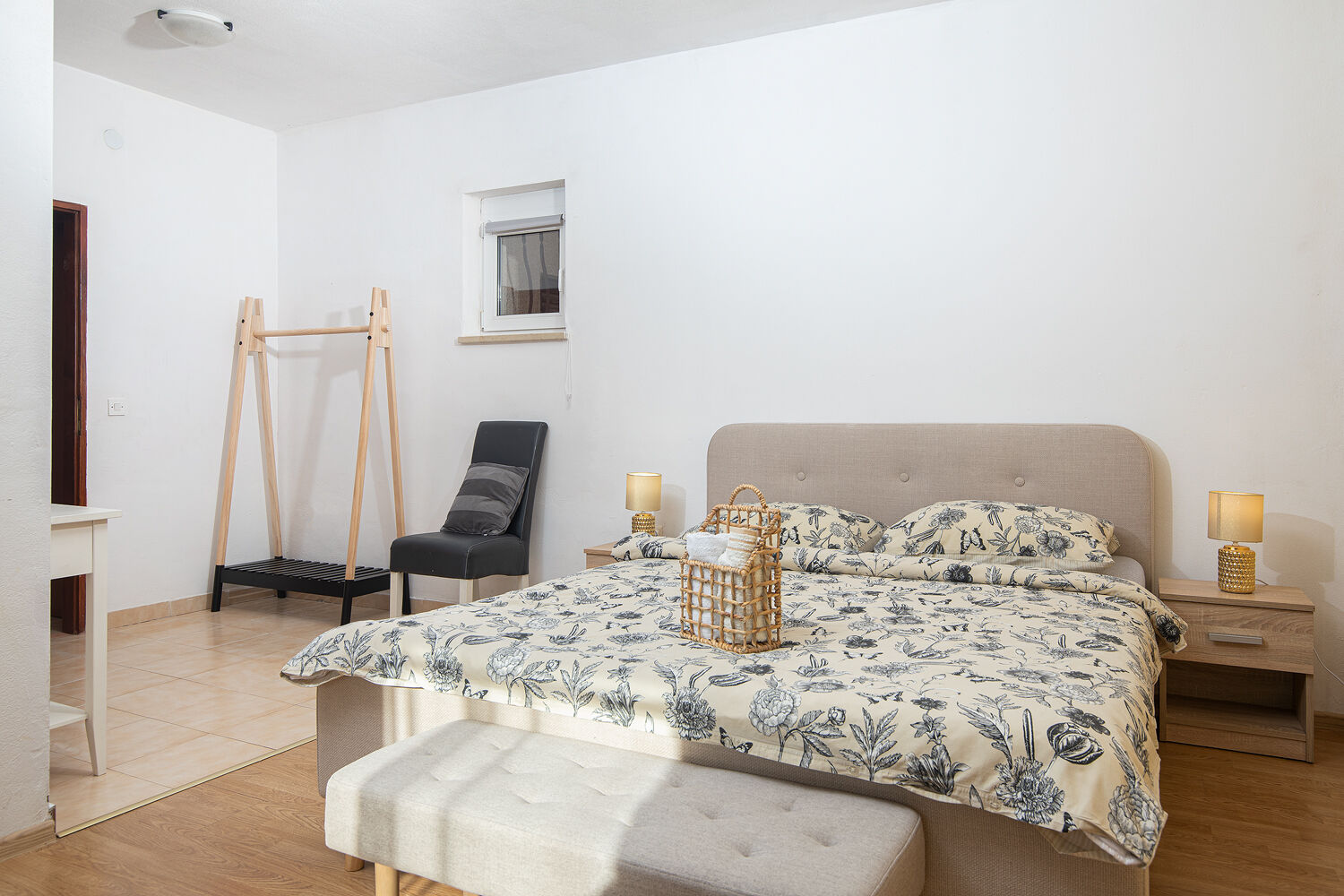 Apartment Vladimir 74881-A2