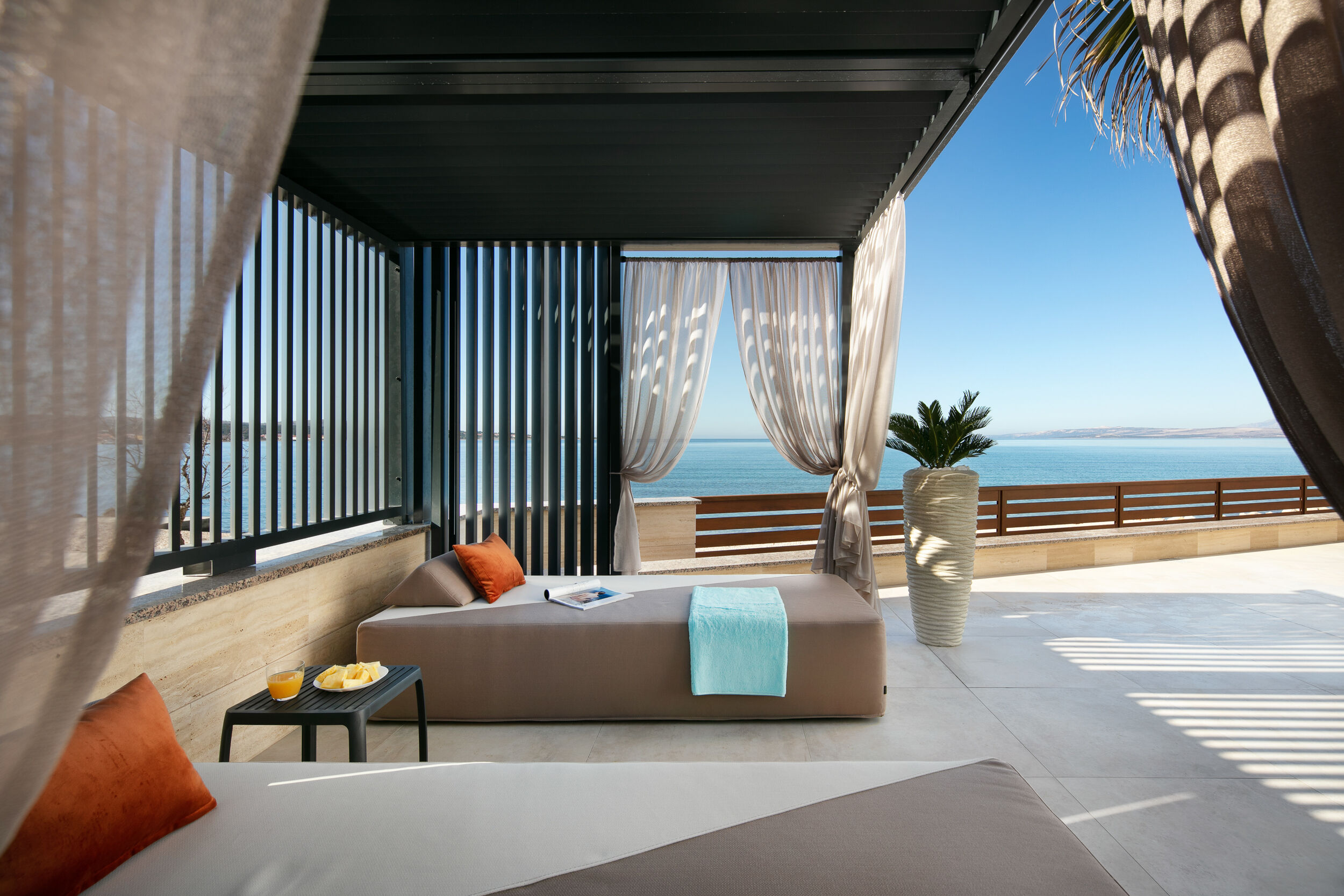 Villa Resort Malibu Imperial 64131-K1