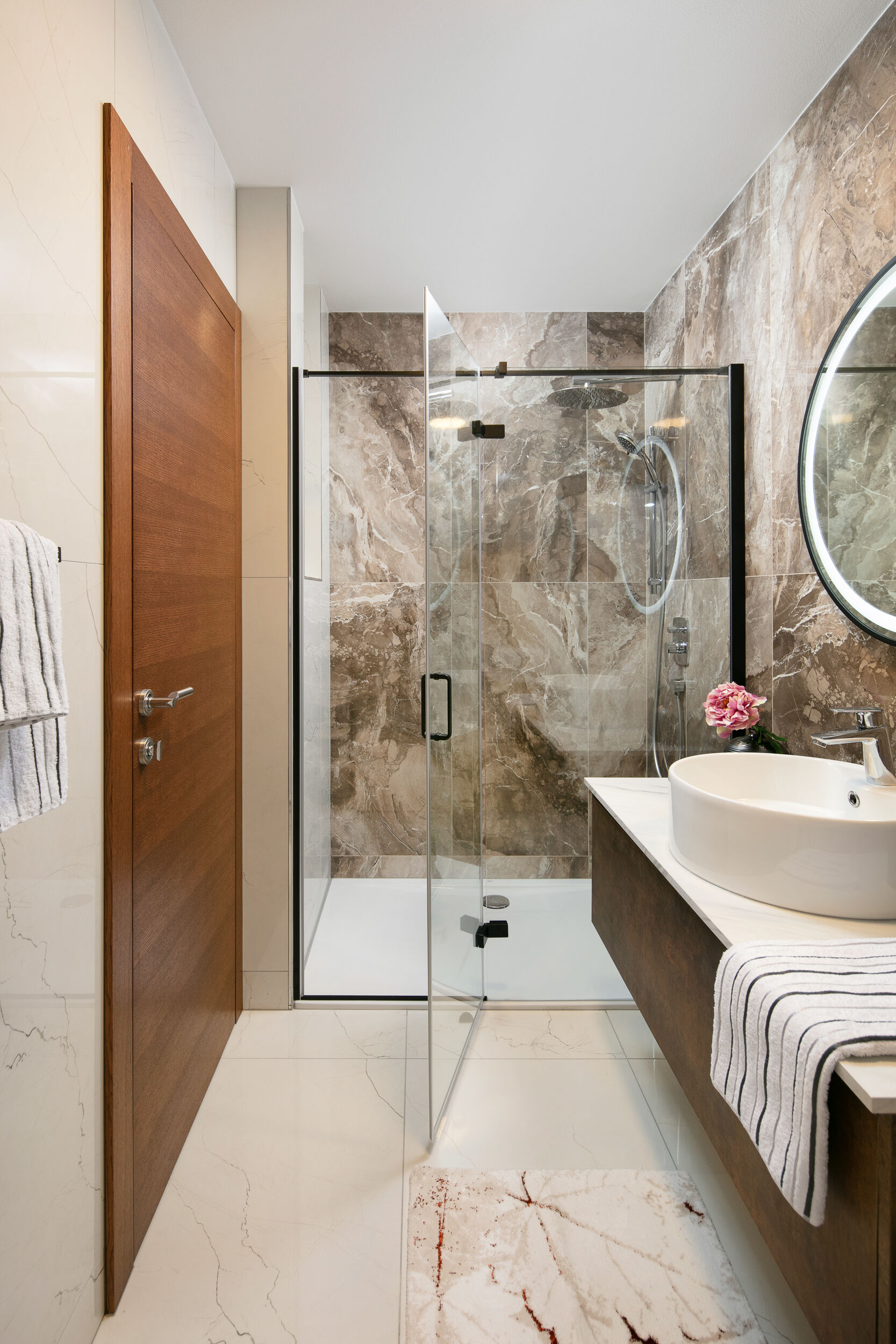Villa Resort Malibu Imperial 64131-K1