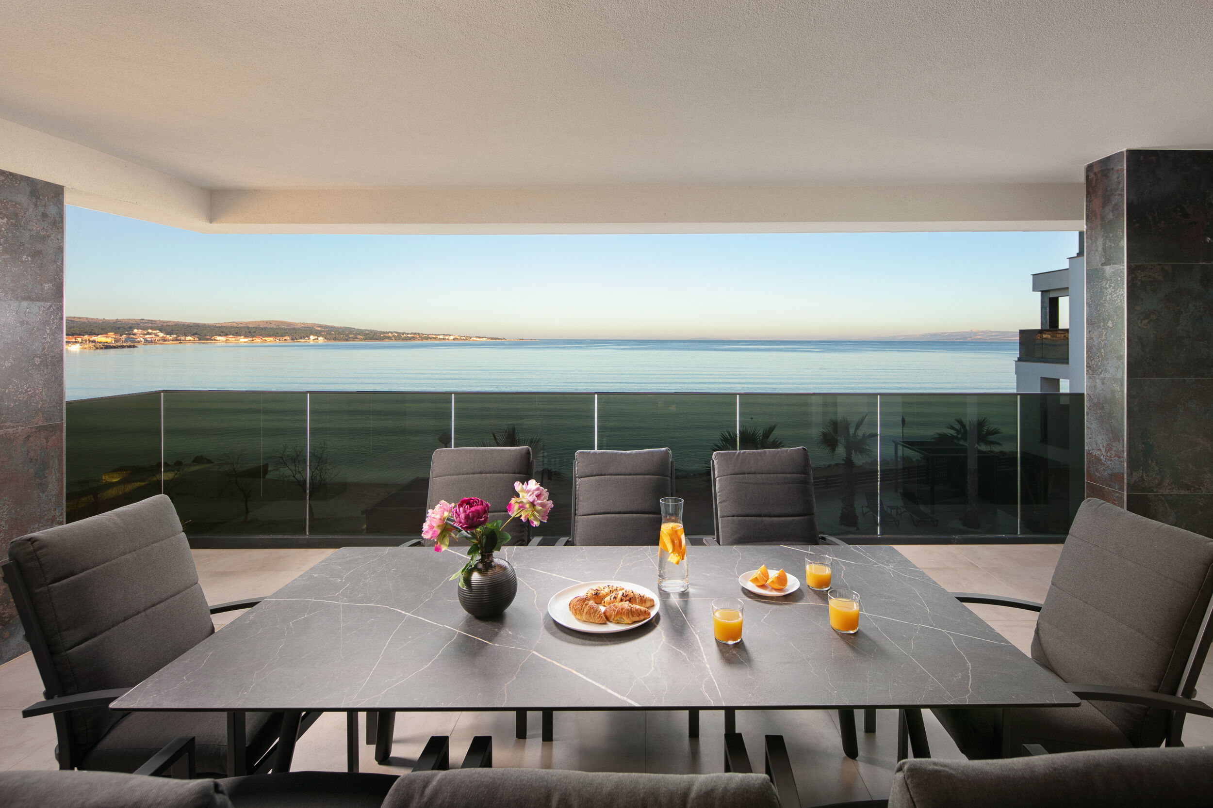 Villa Resort Malibu Imperial 64131-K1