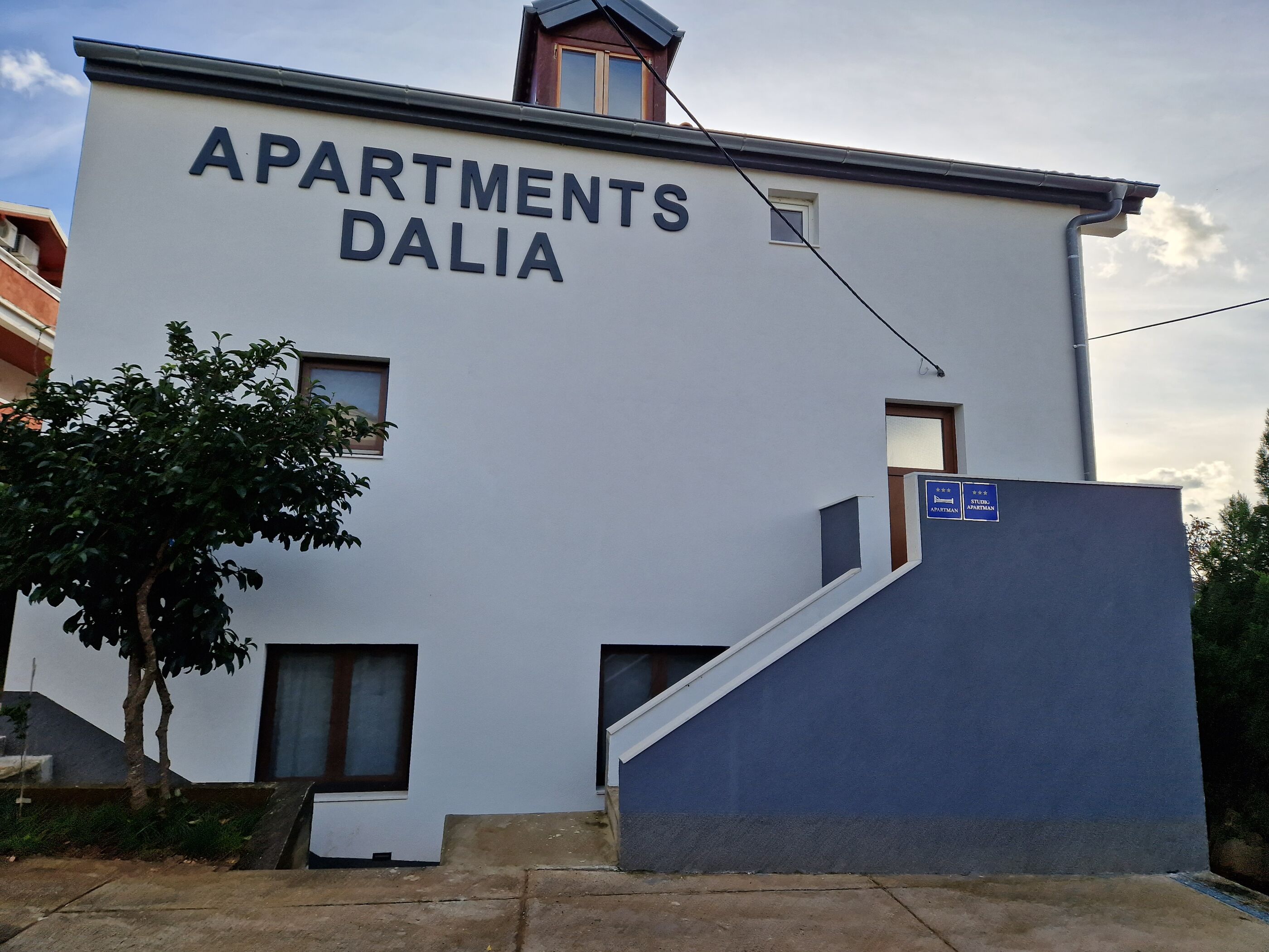 Apartments Jenny 11205-A2