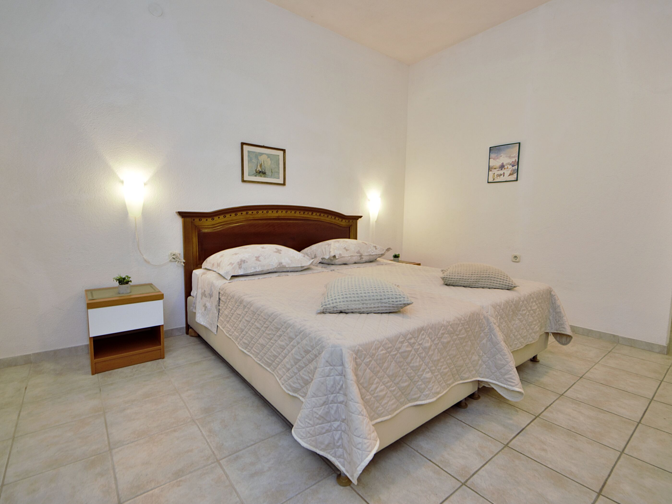 Apartment Ivo 107011-A1