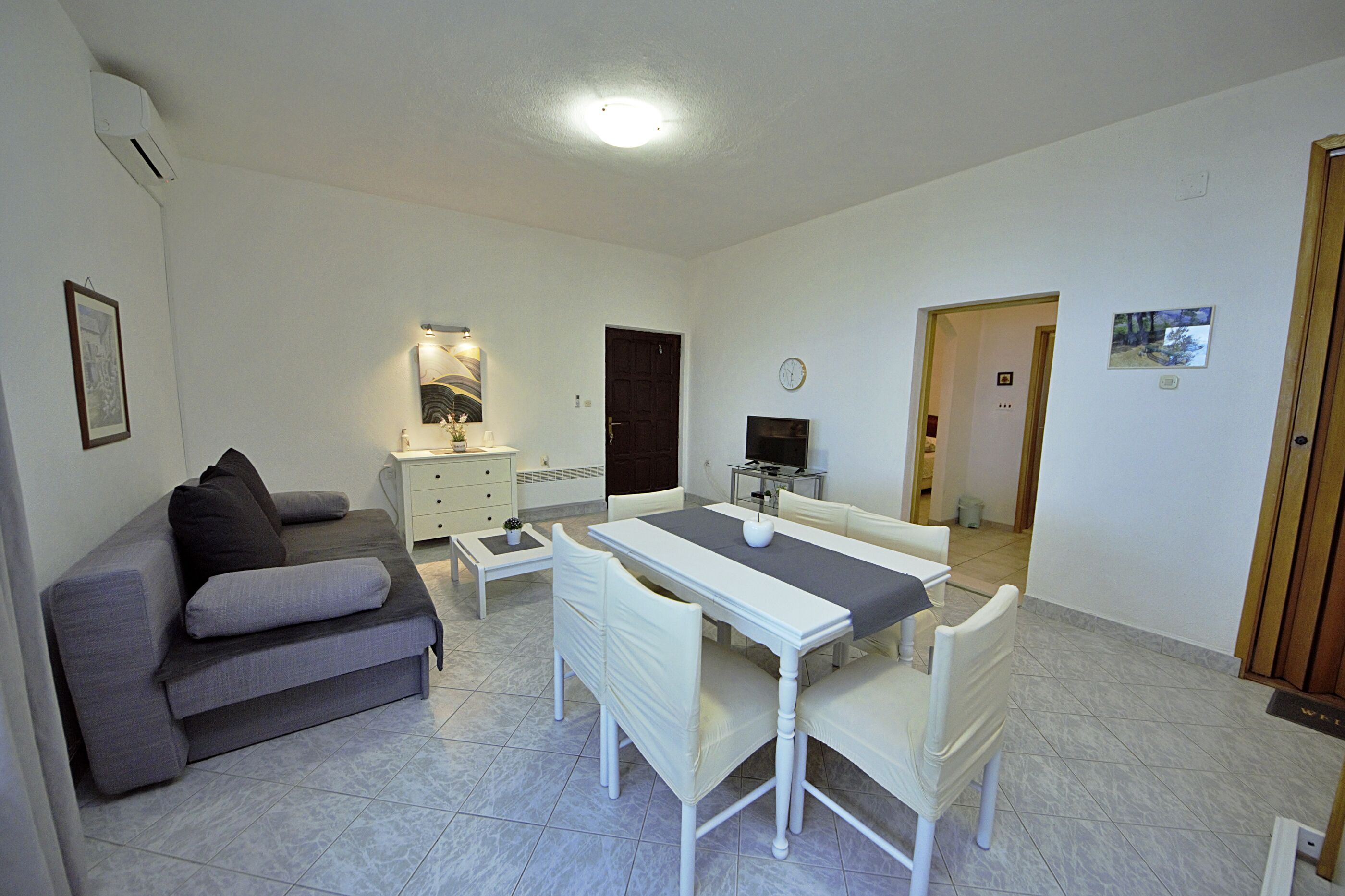 Apartment Ivo 107011-A1