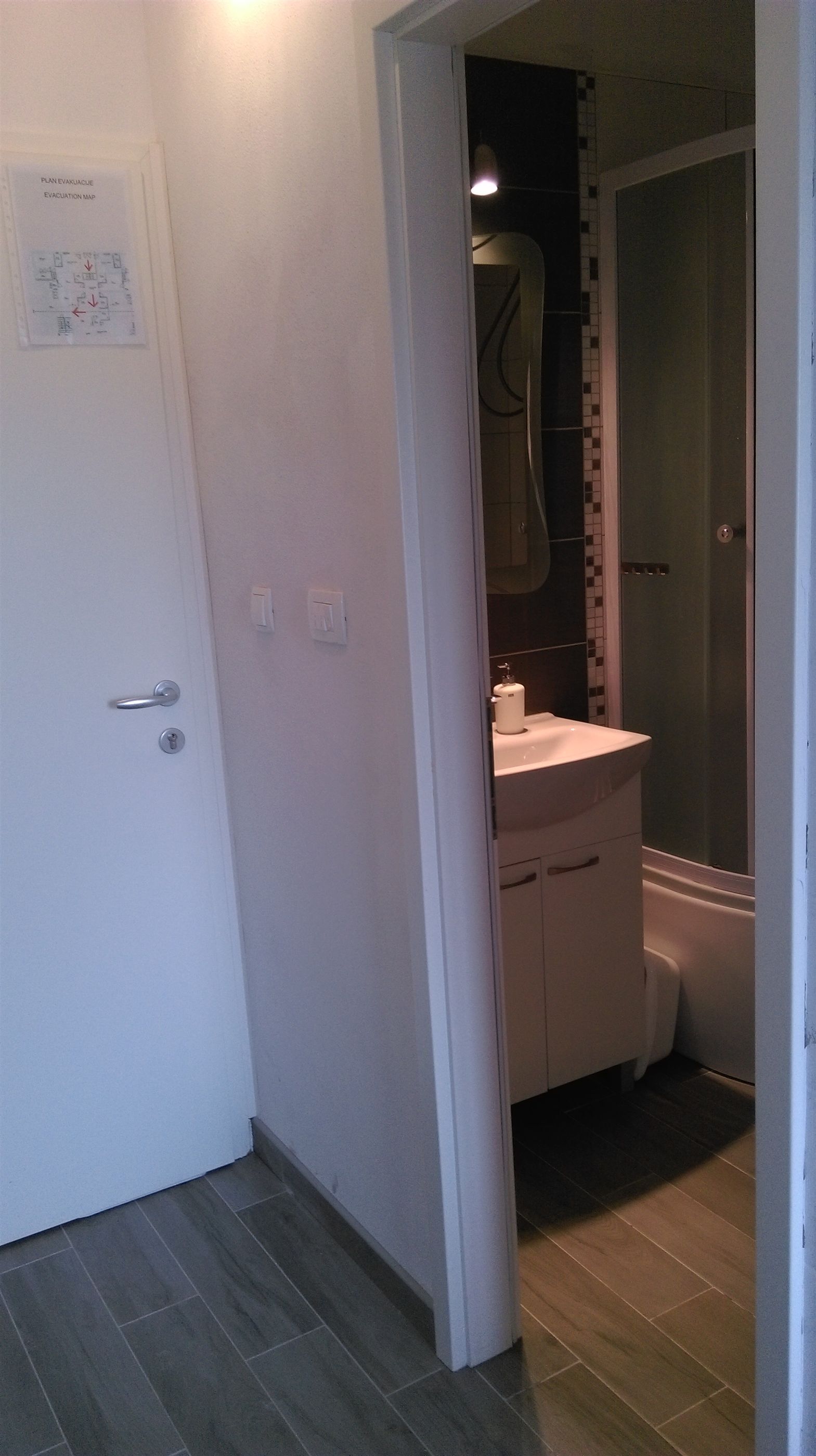 Apartments and Room Rest 108521-S3