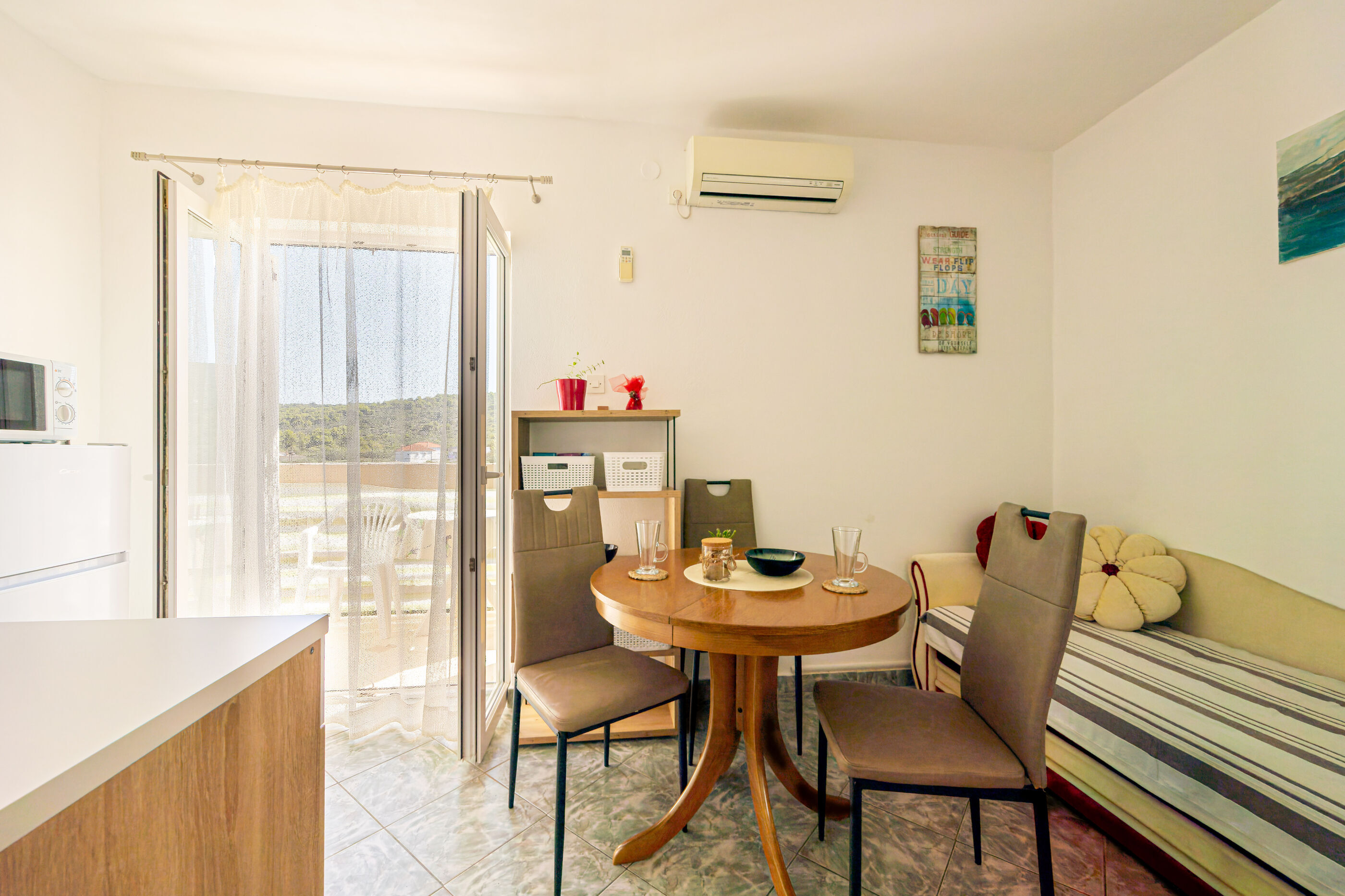 Apartments Naki 10487-A1