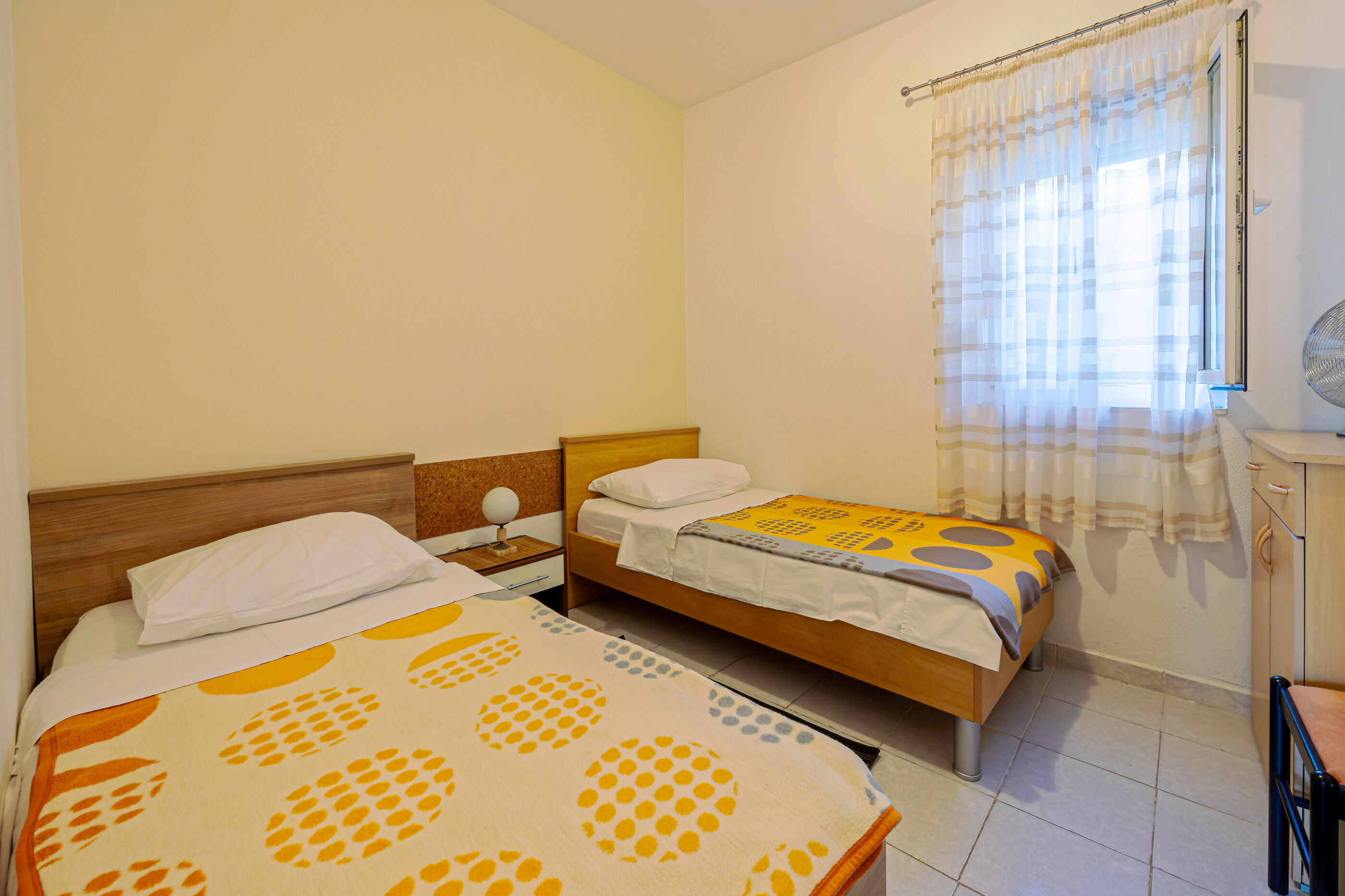 Apartments Naki 10487-A2