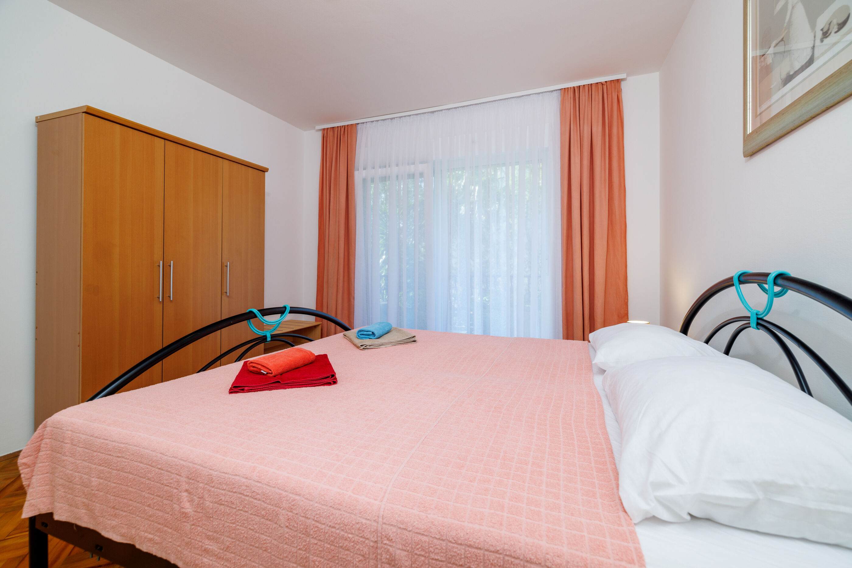 Apartments Pinty 62836-A1