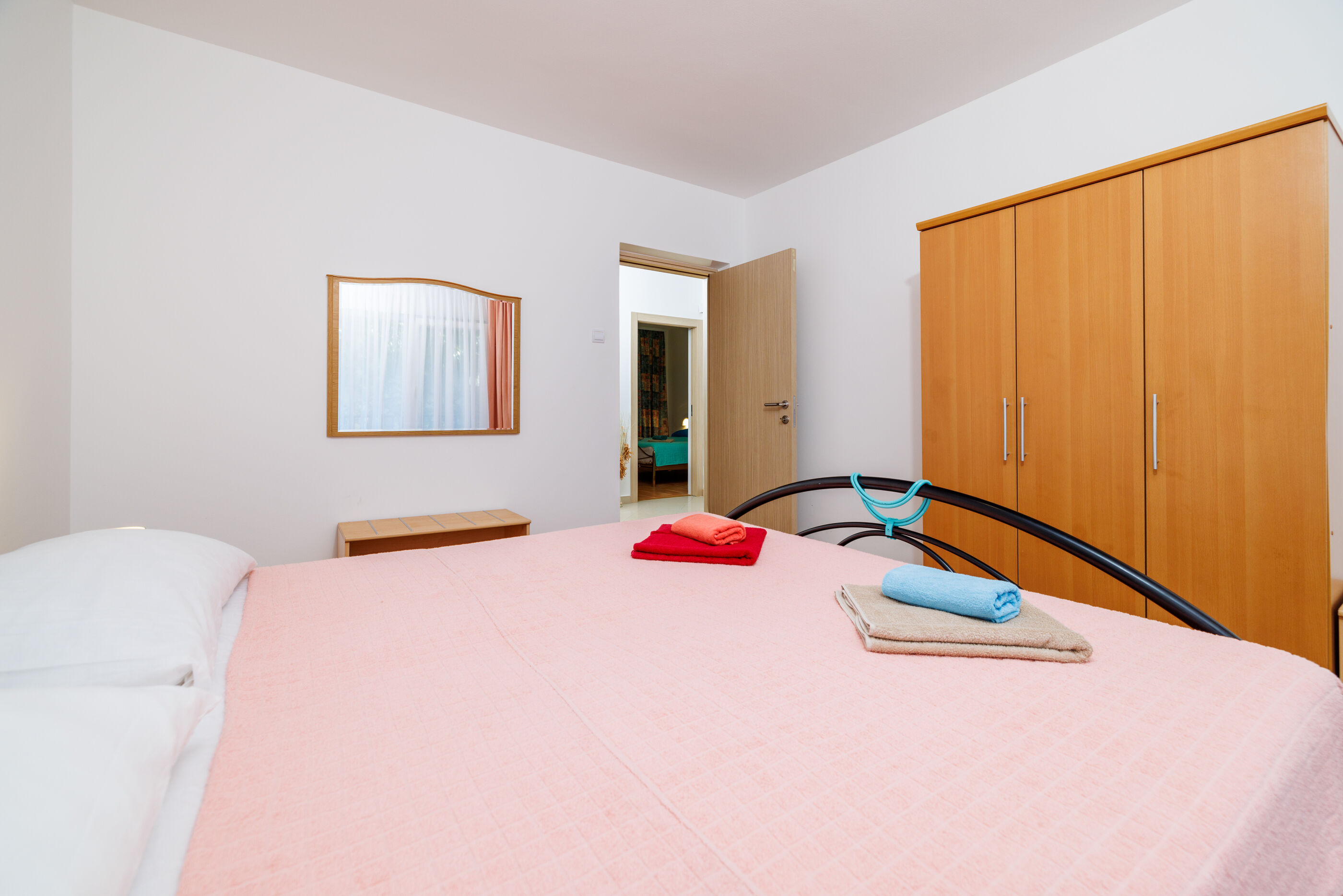 Apartments Pinty 62836-A1