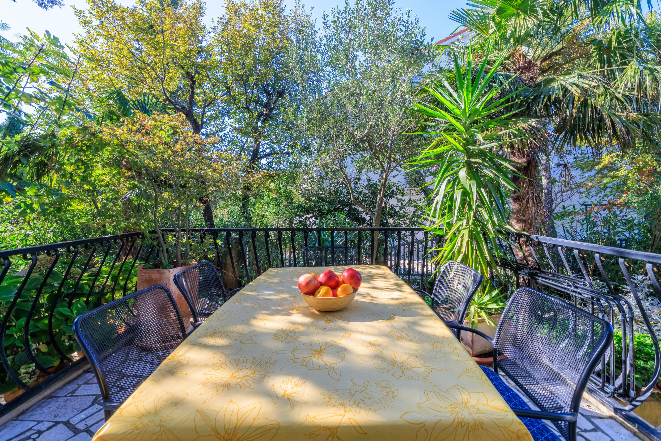 Apartments Pinty 62836-A1