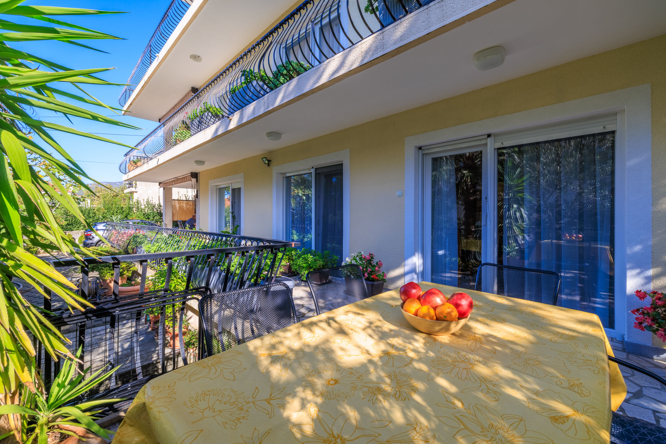 Apartments Pinty 62836-A1