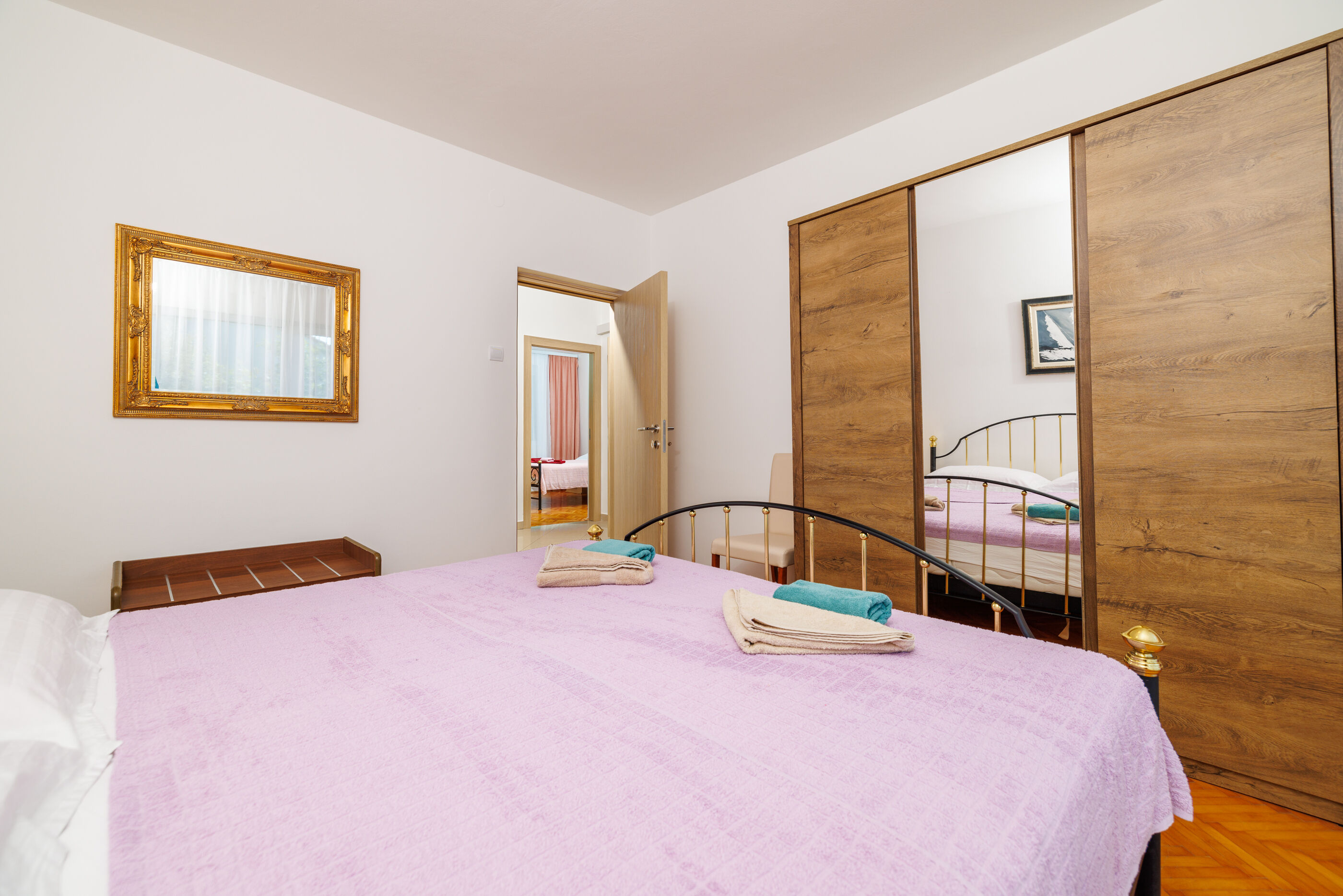 Apartments Pinty 62836-A2