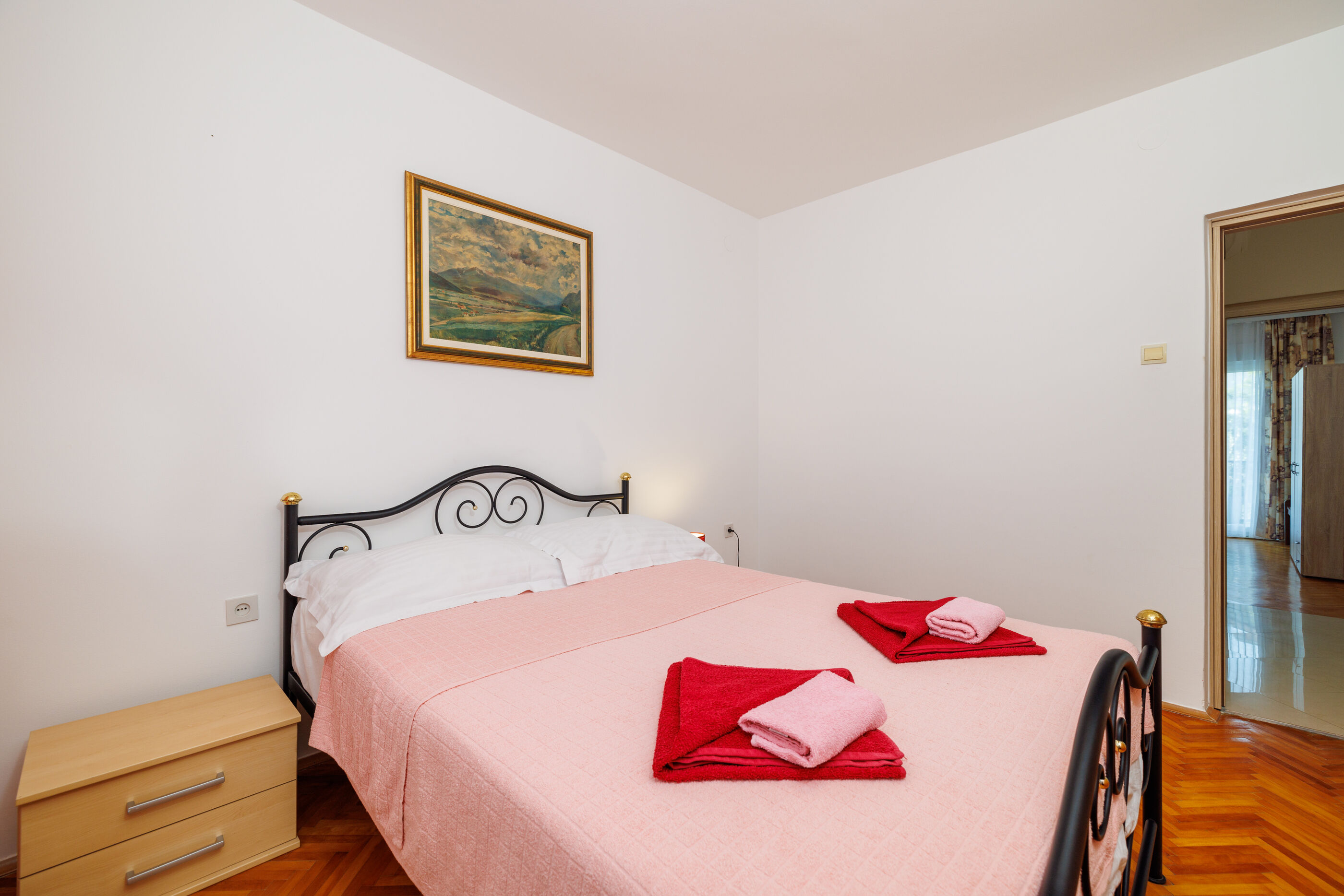 Apartments Pinty 62836-A2