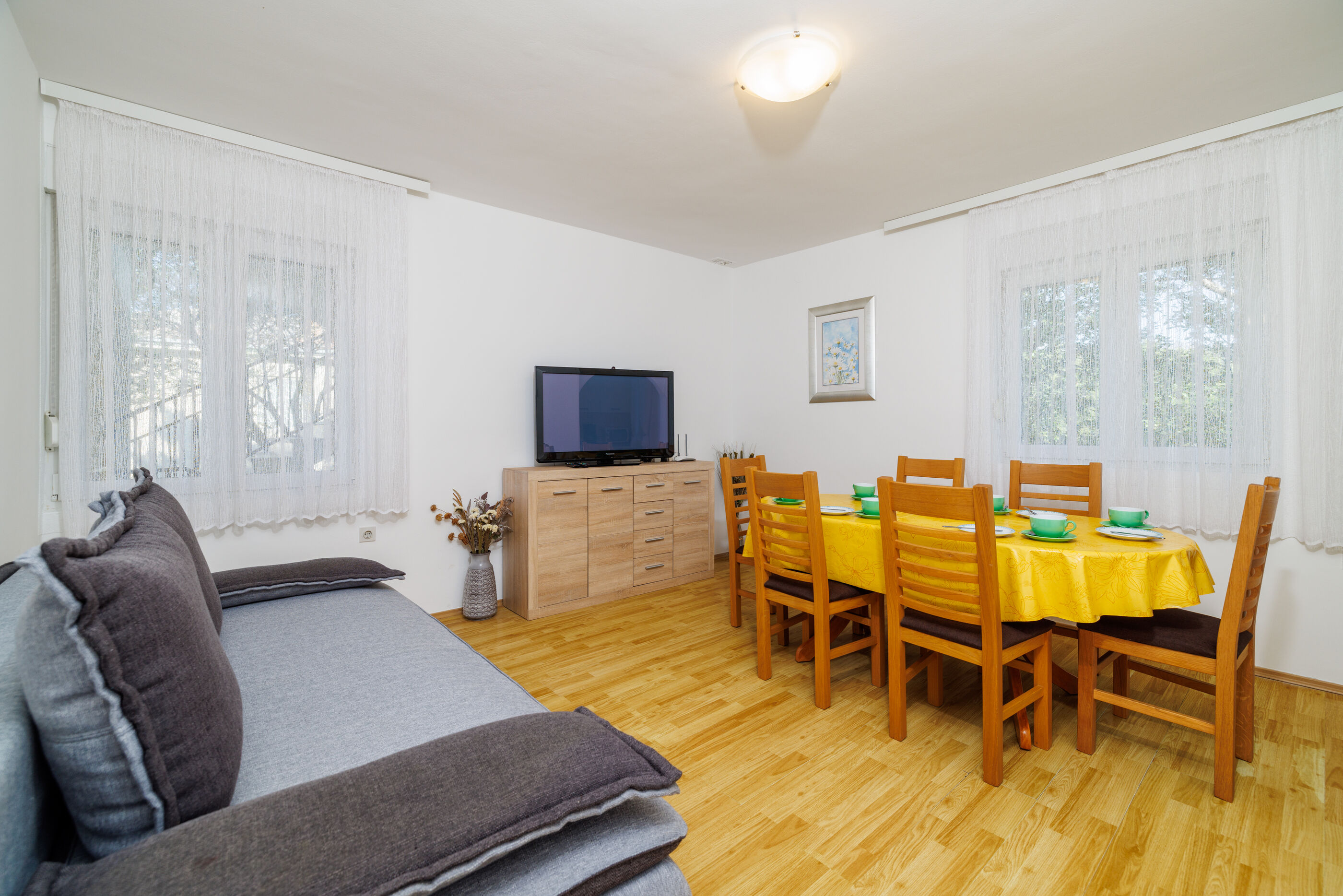 Apartments Pinty 62836-A2
